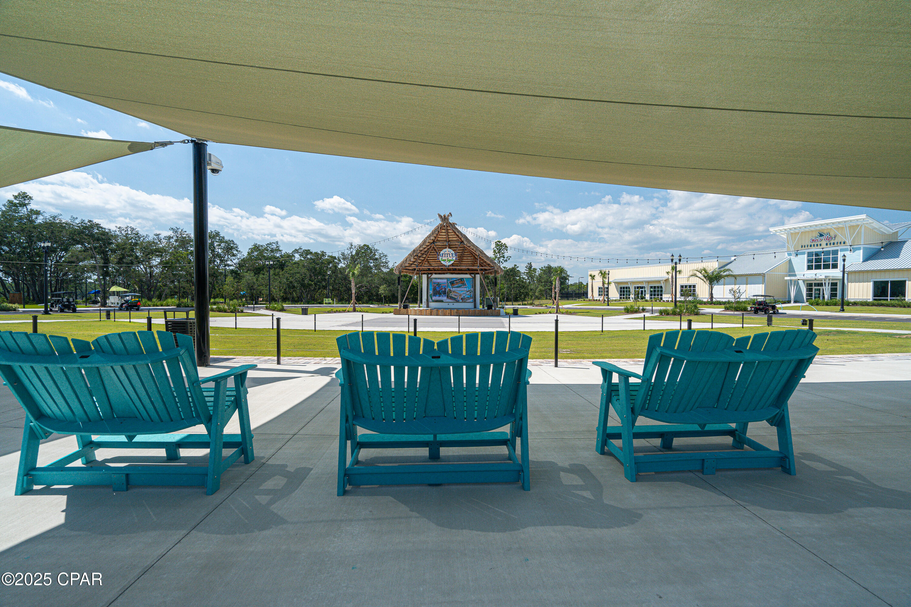 8835 Coral Reef Way