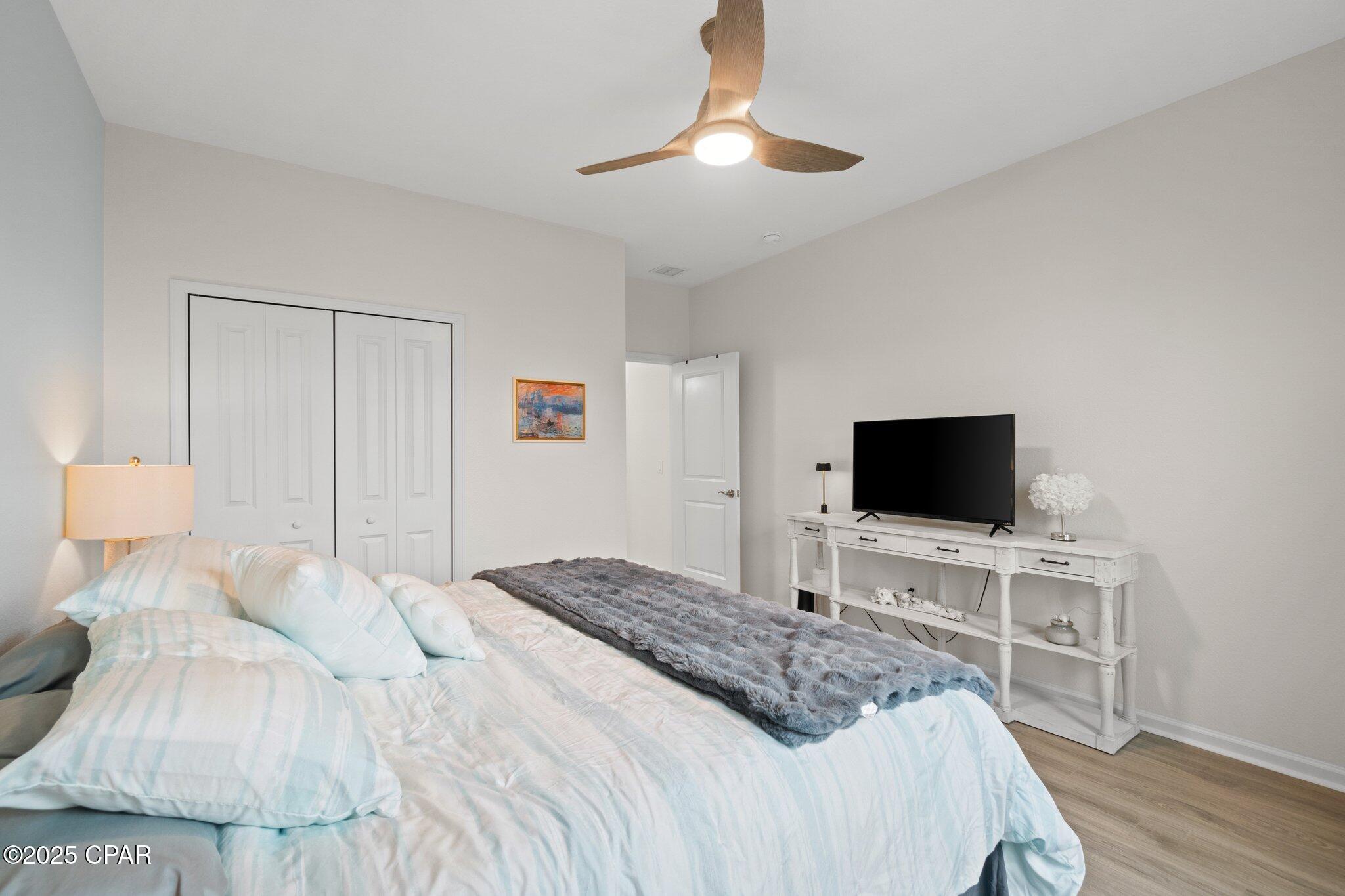 8835 Coral Reef Way