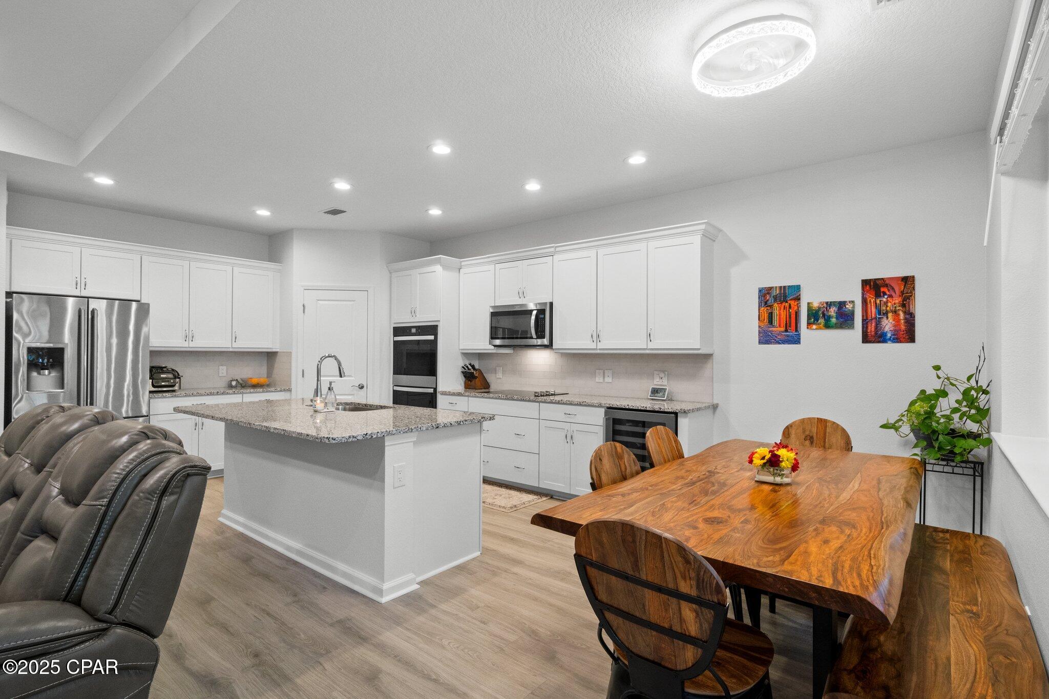 8835 Coral Reef Way