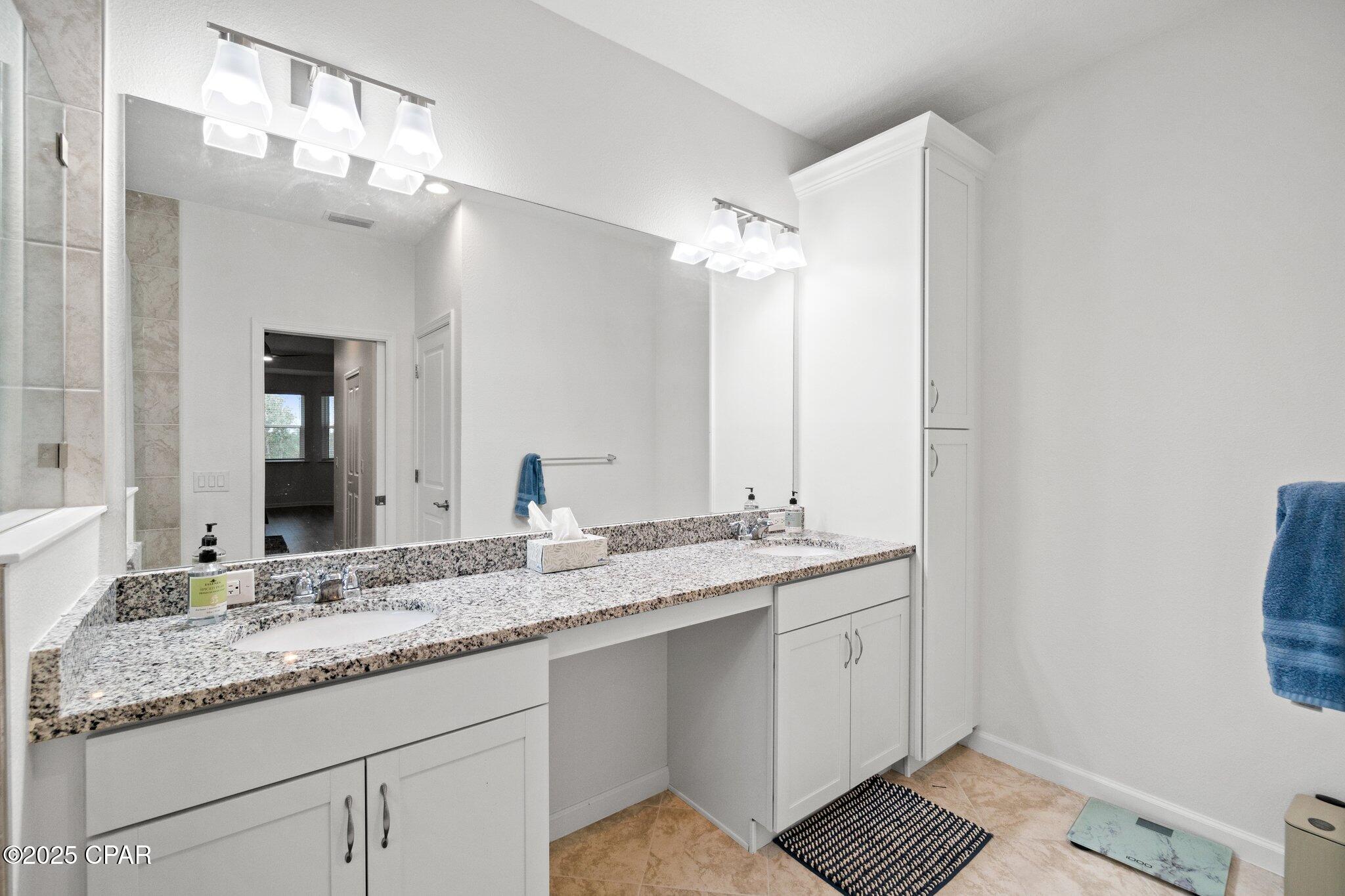 8835 Coral Reef Way