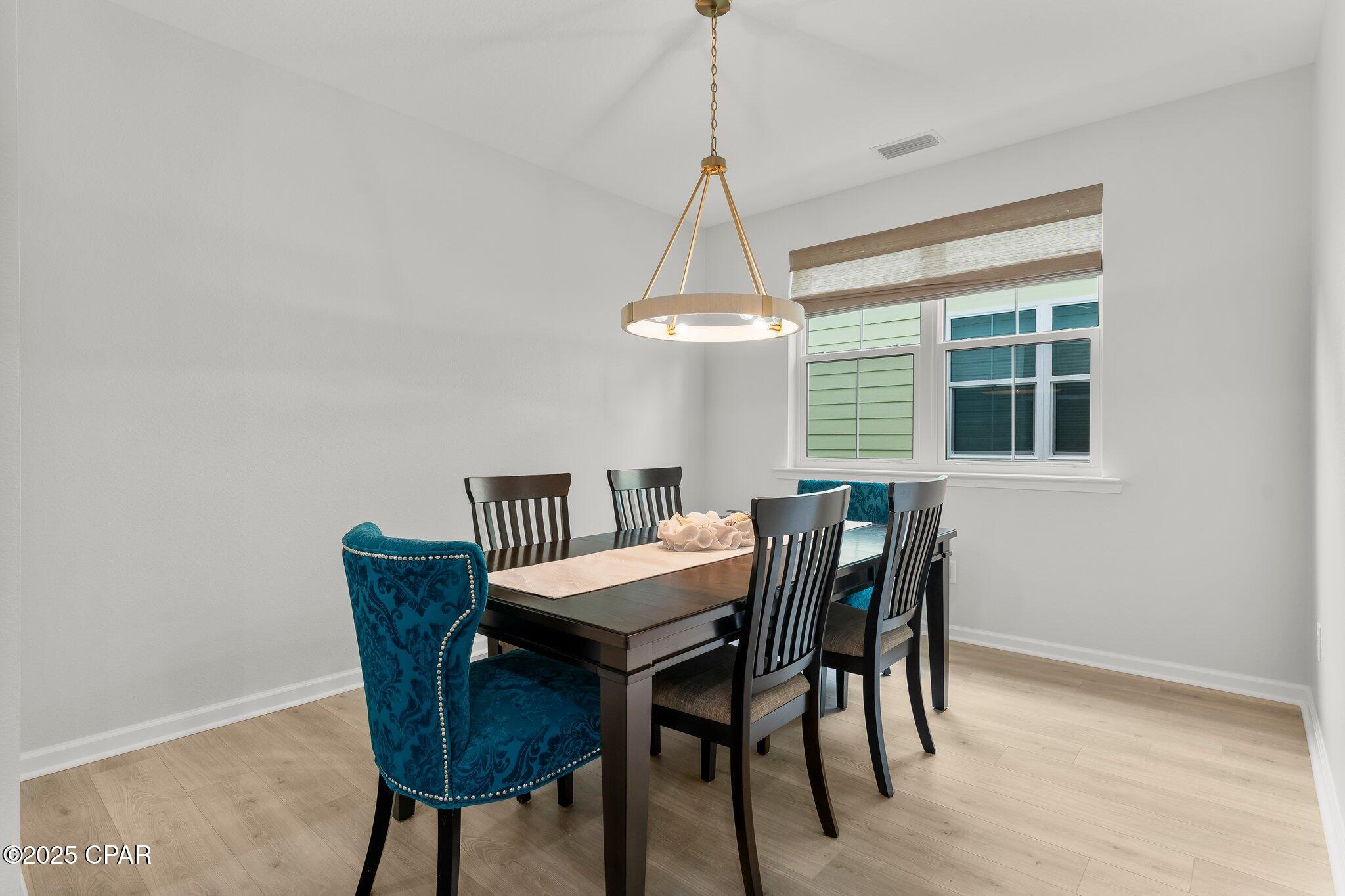 8450 Dreams Float Court