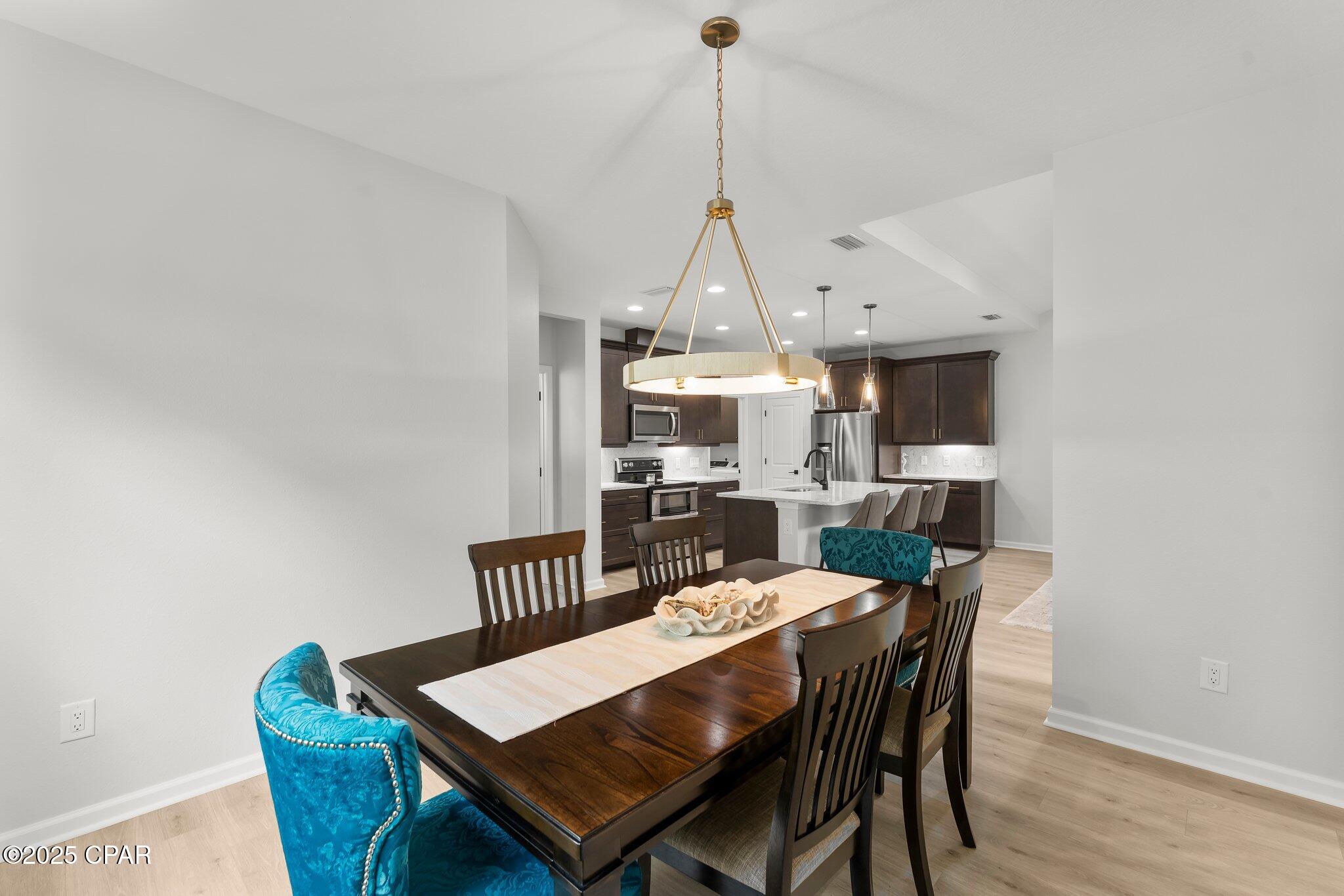 8450 Dreams Float Court