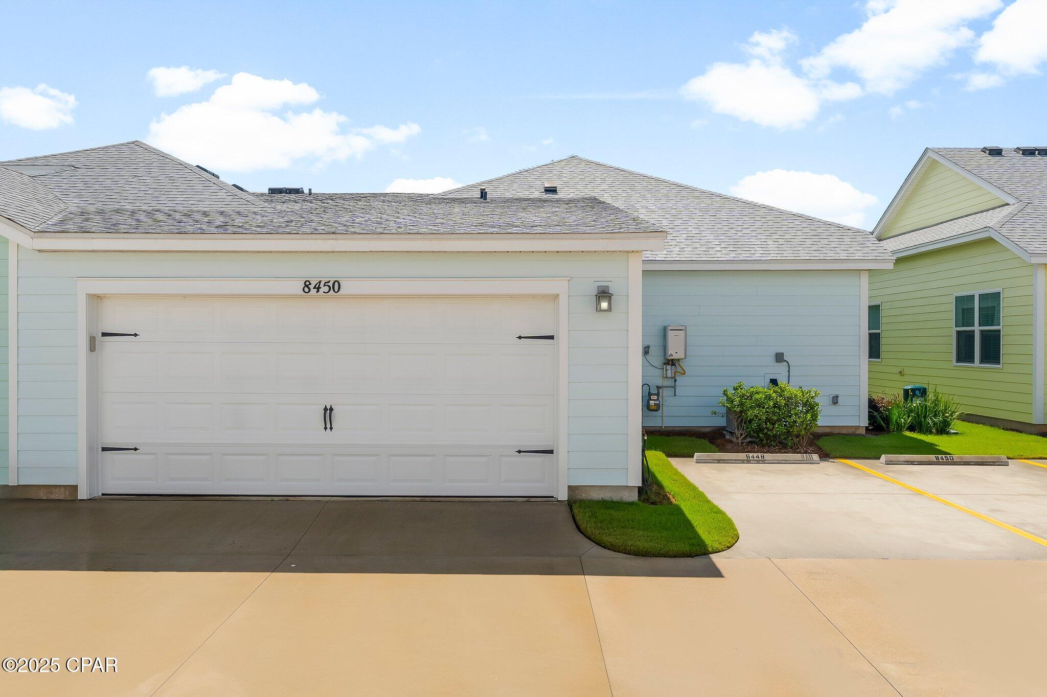 8450 Dreams Float Court