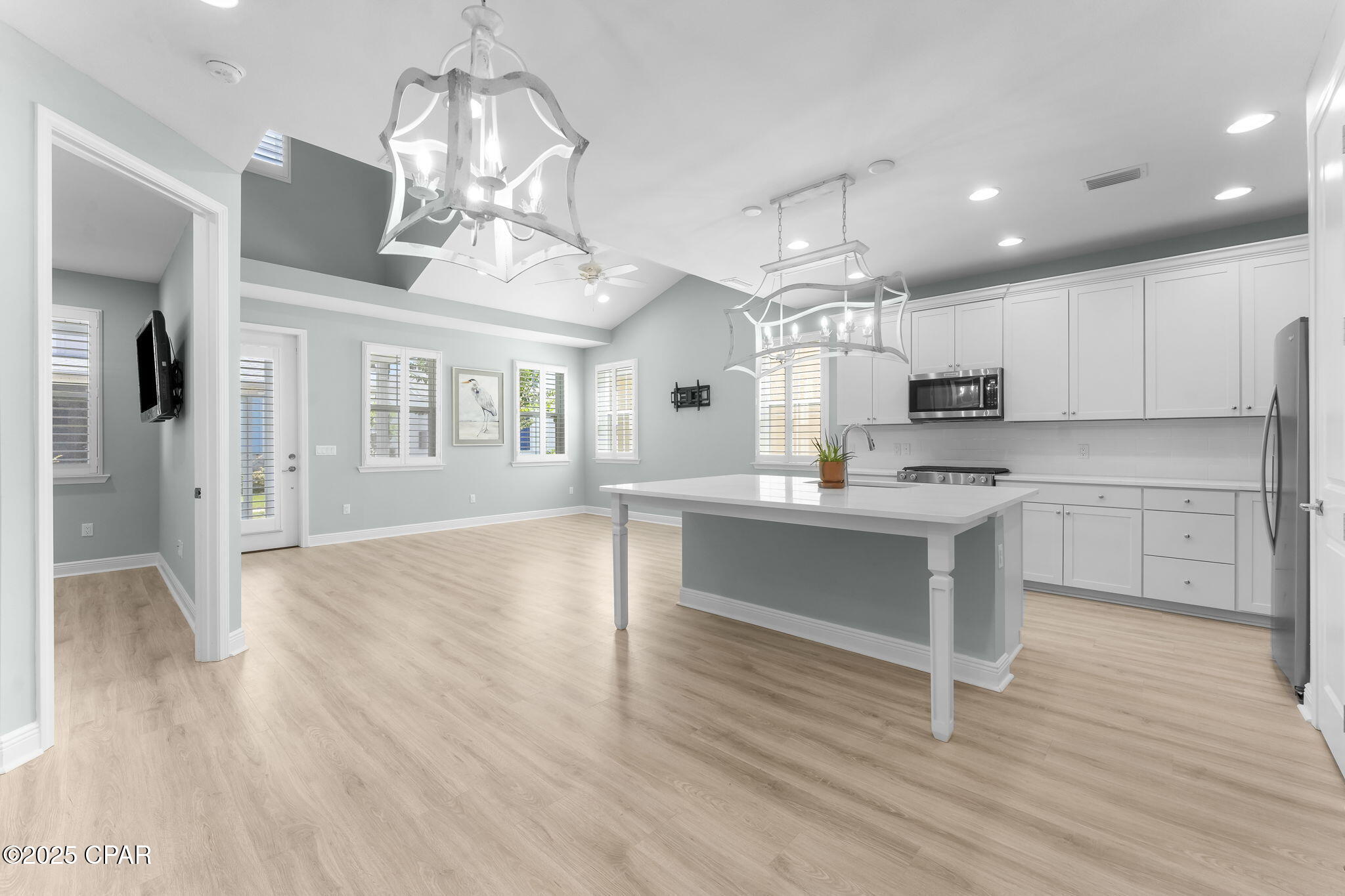 8723 Conch Shell Court