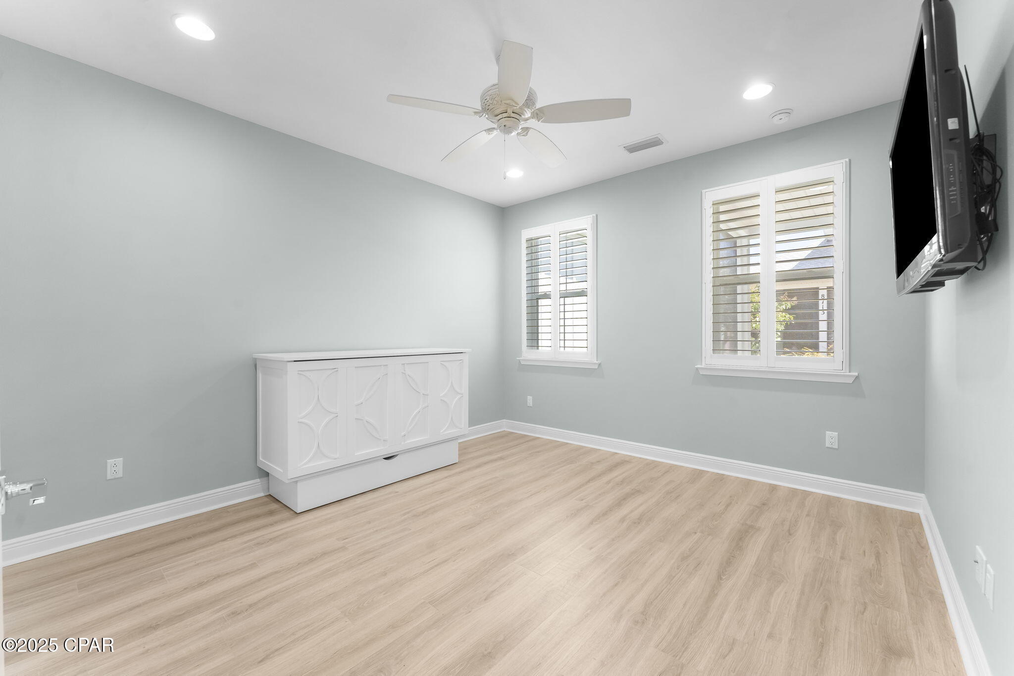 8723 Conch Shell Court