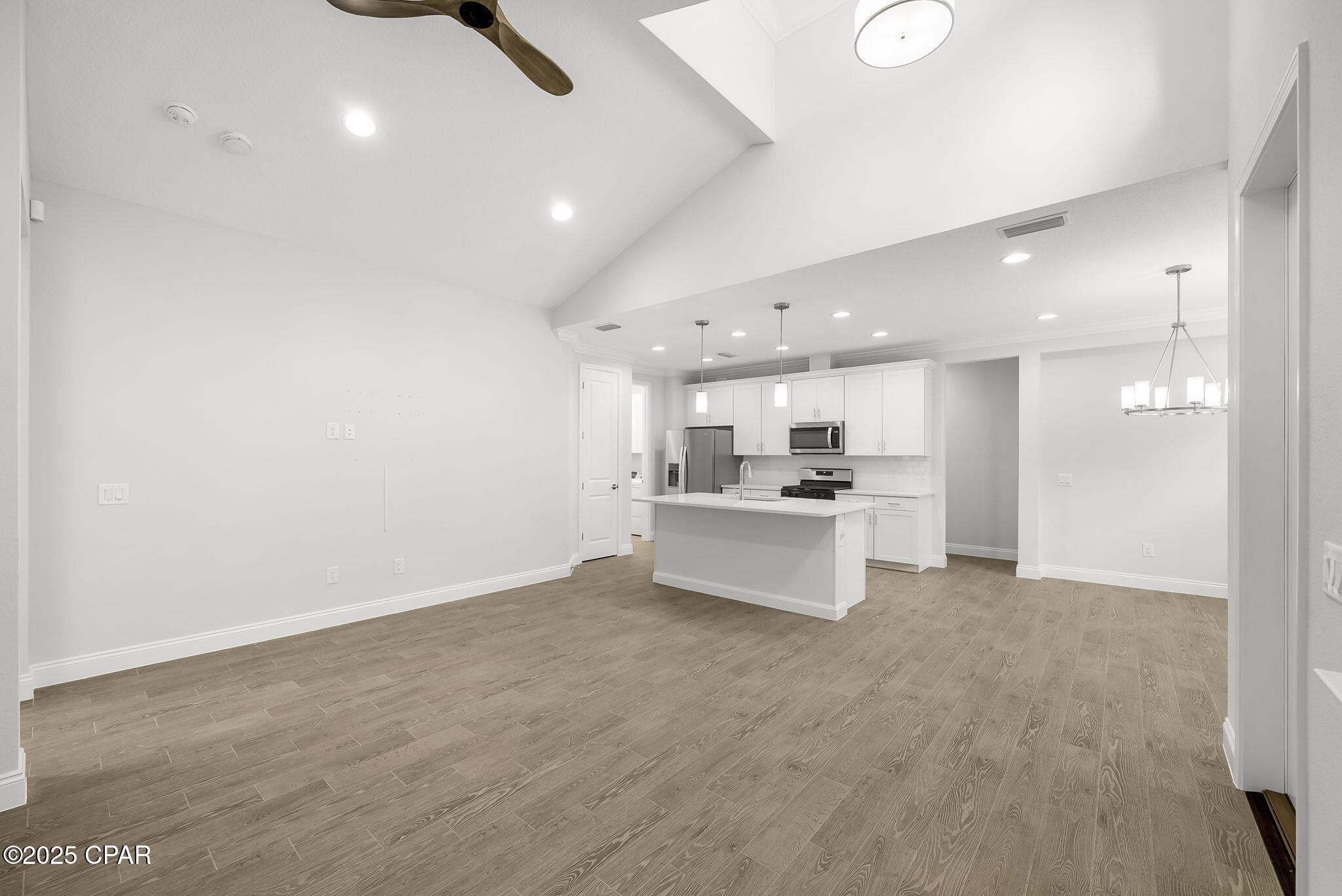 8479 Dreams Float Ct Court