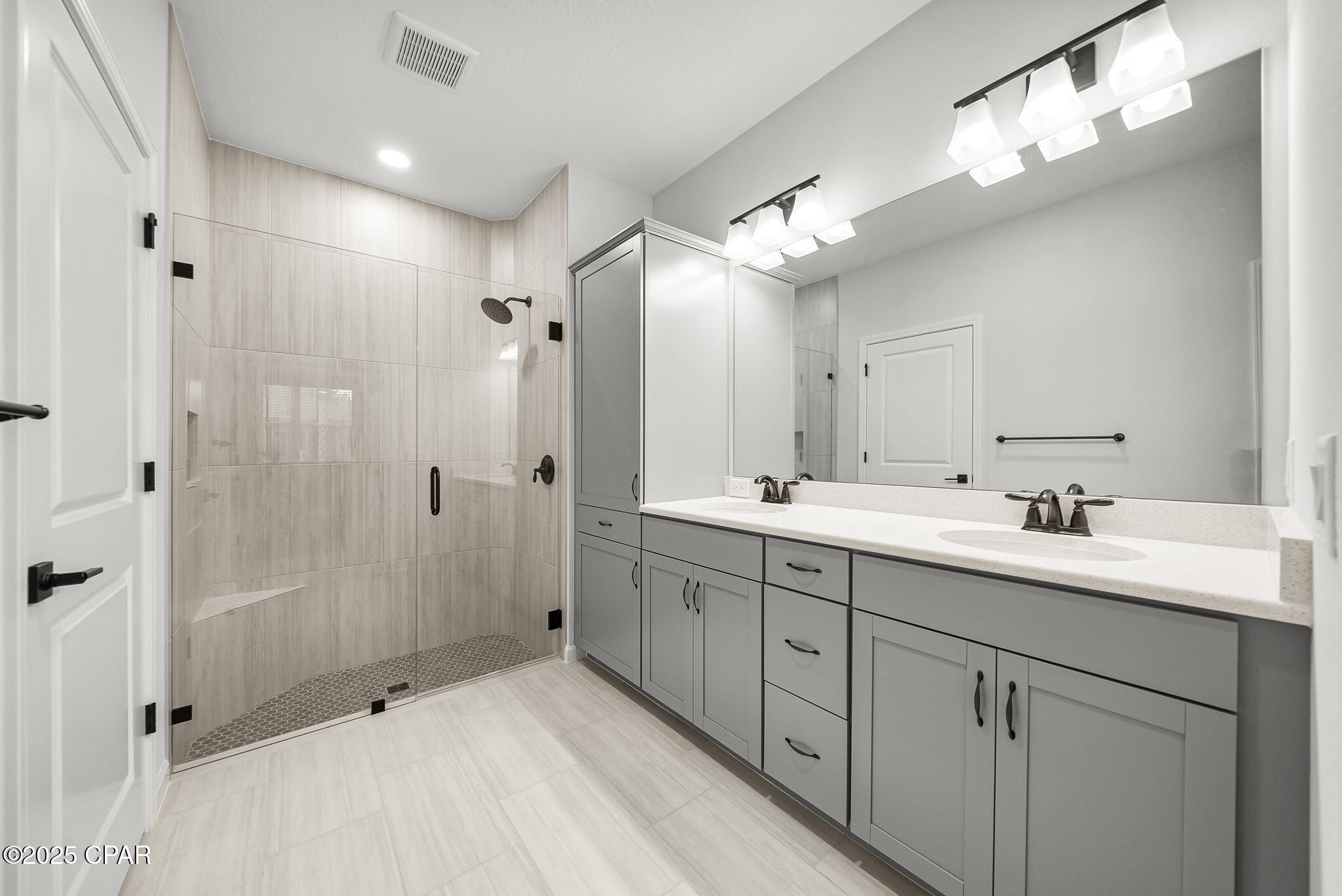 8494 Hang Loose Court