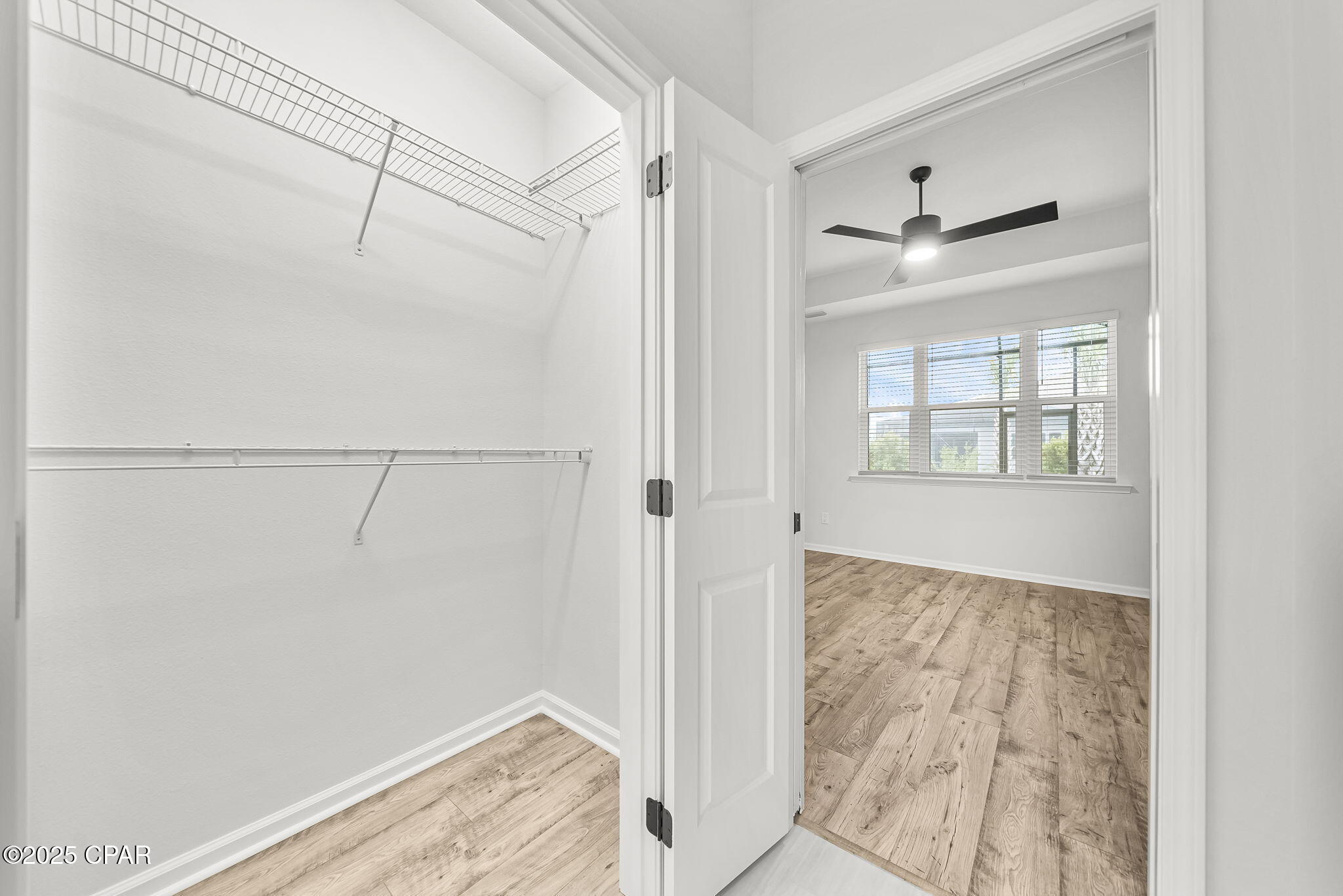 8494 Hang Loose Court