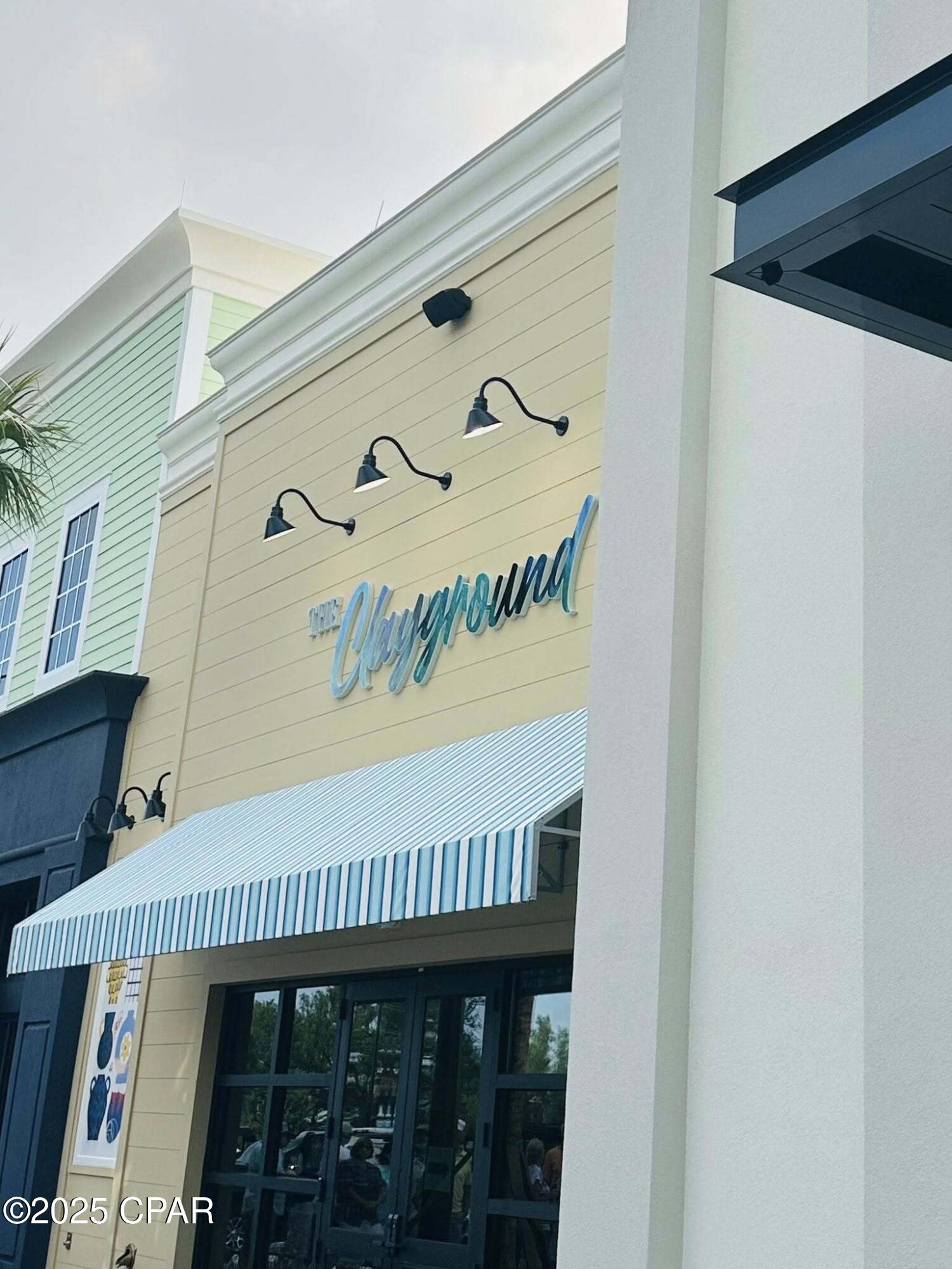 8494 Hang Loose Court