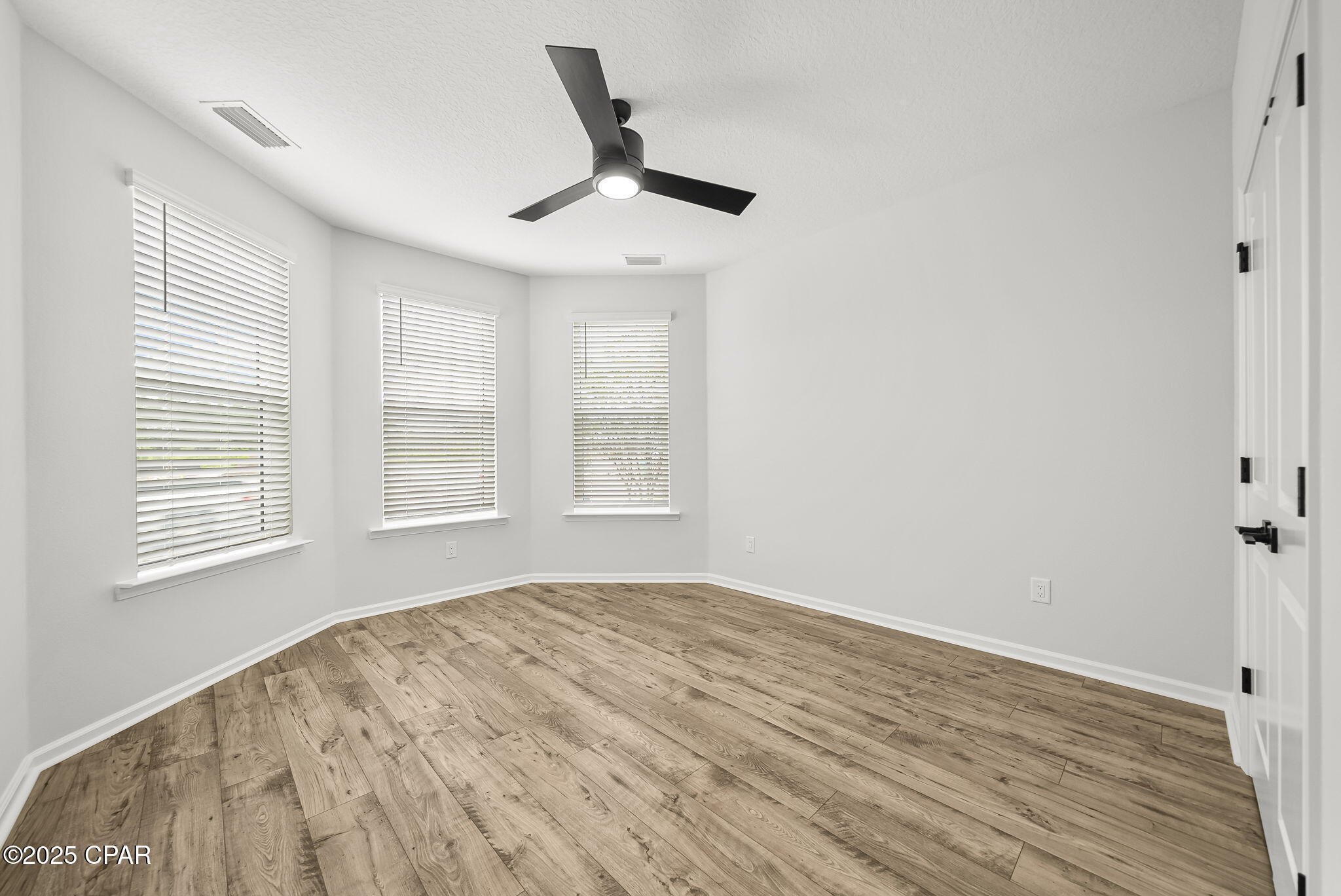 8494 Hang Loose Court