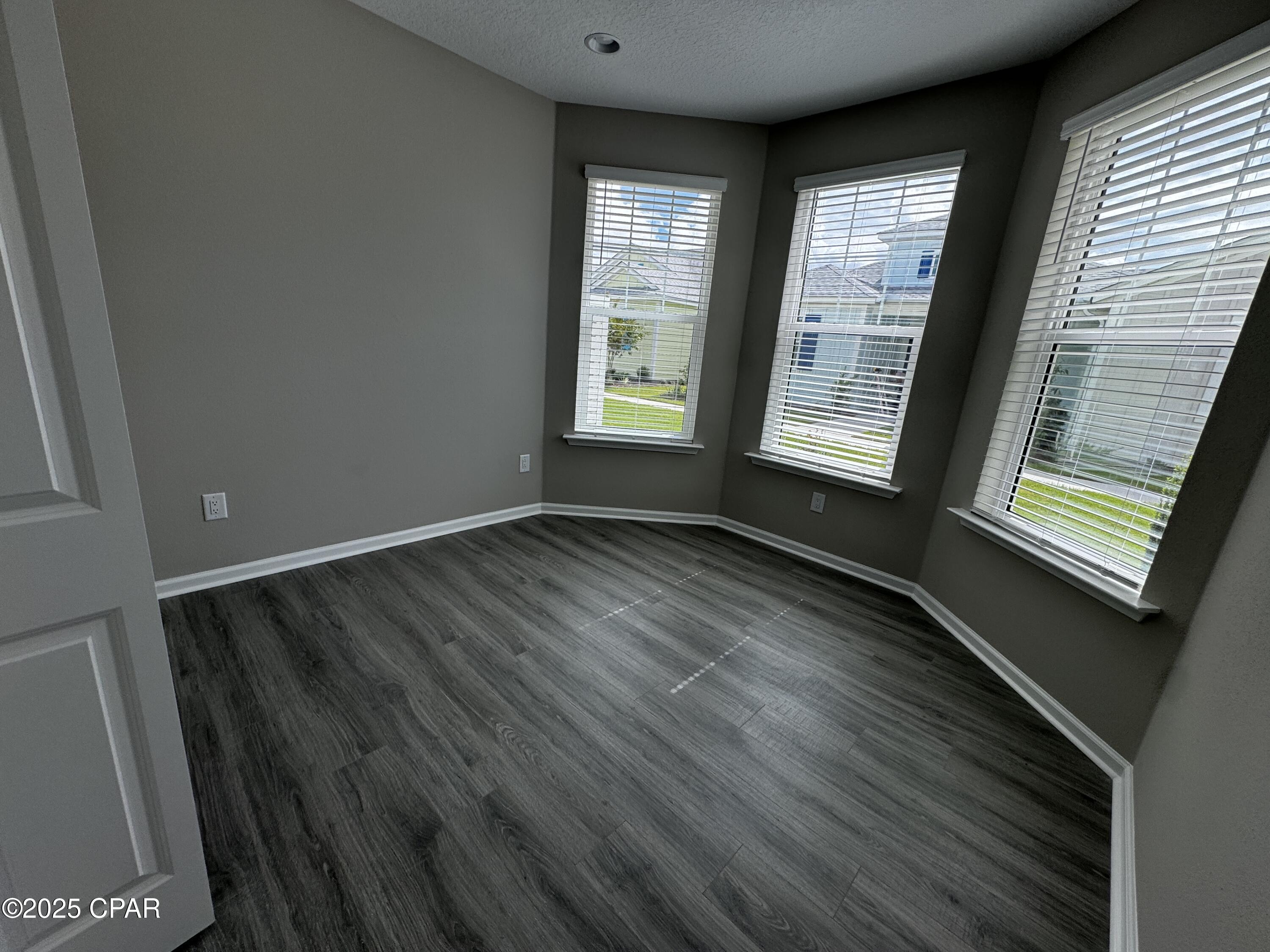 9022 Parrot Place