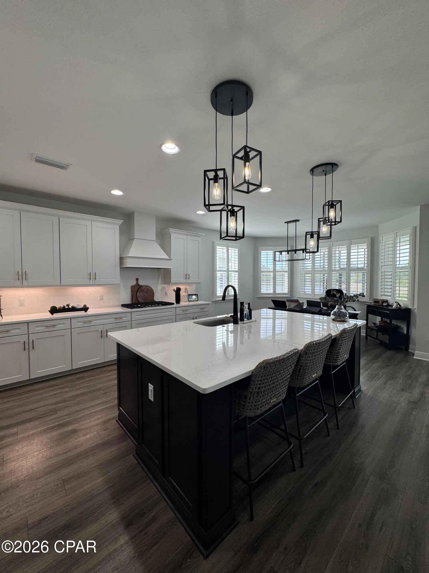 8494 Island Breeze Avenue