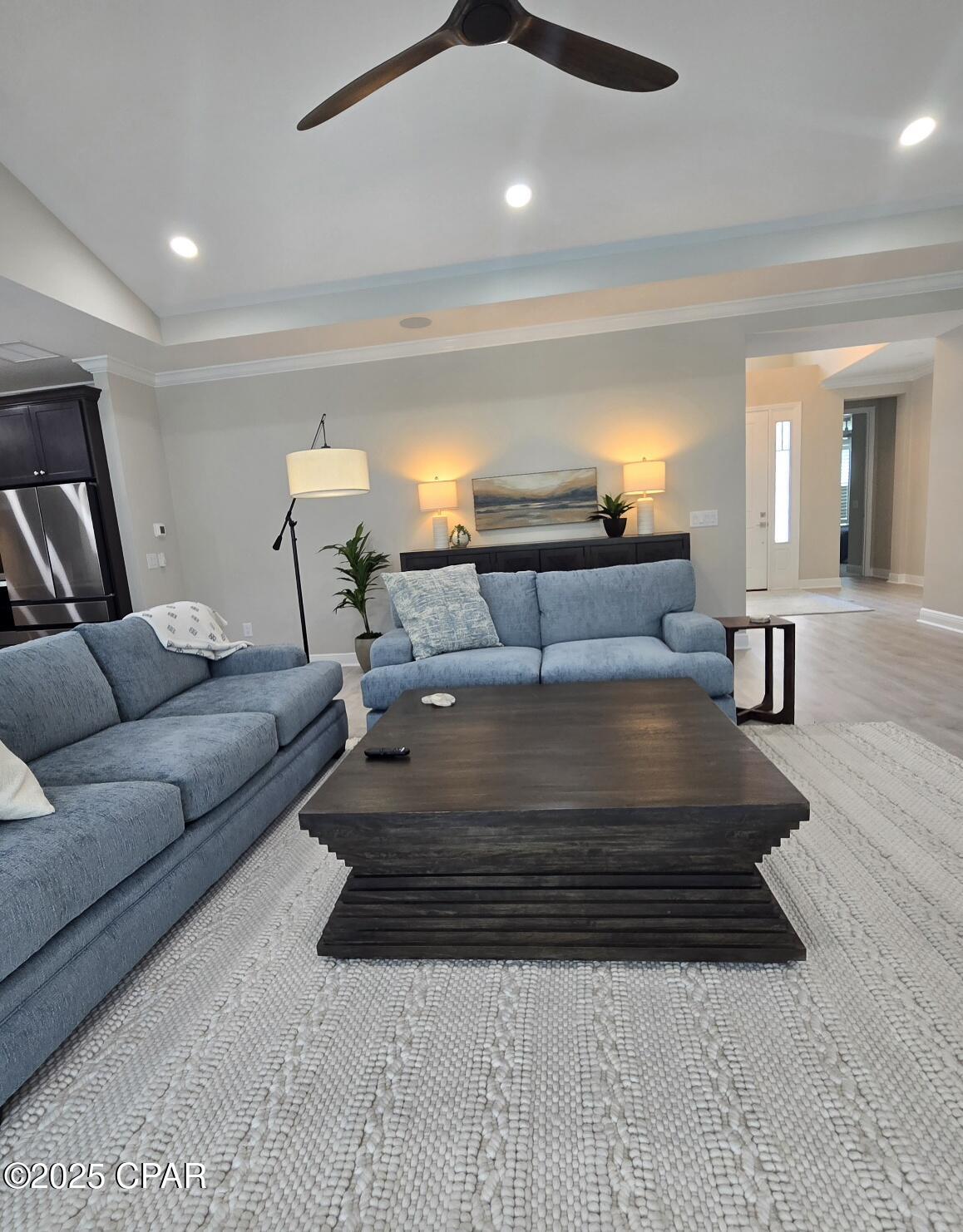 8832 Cool Water Way