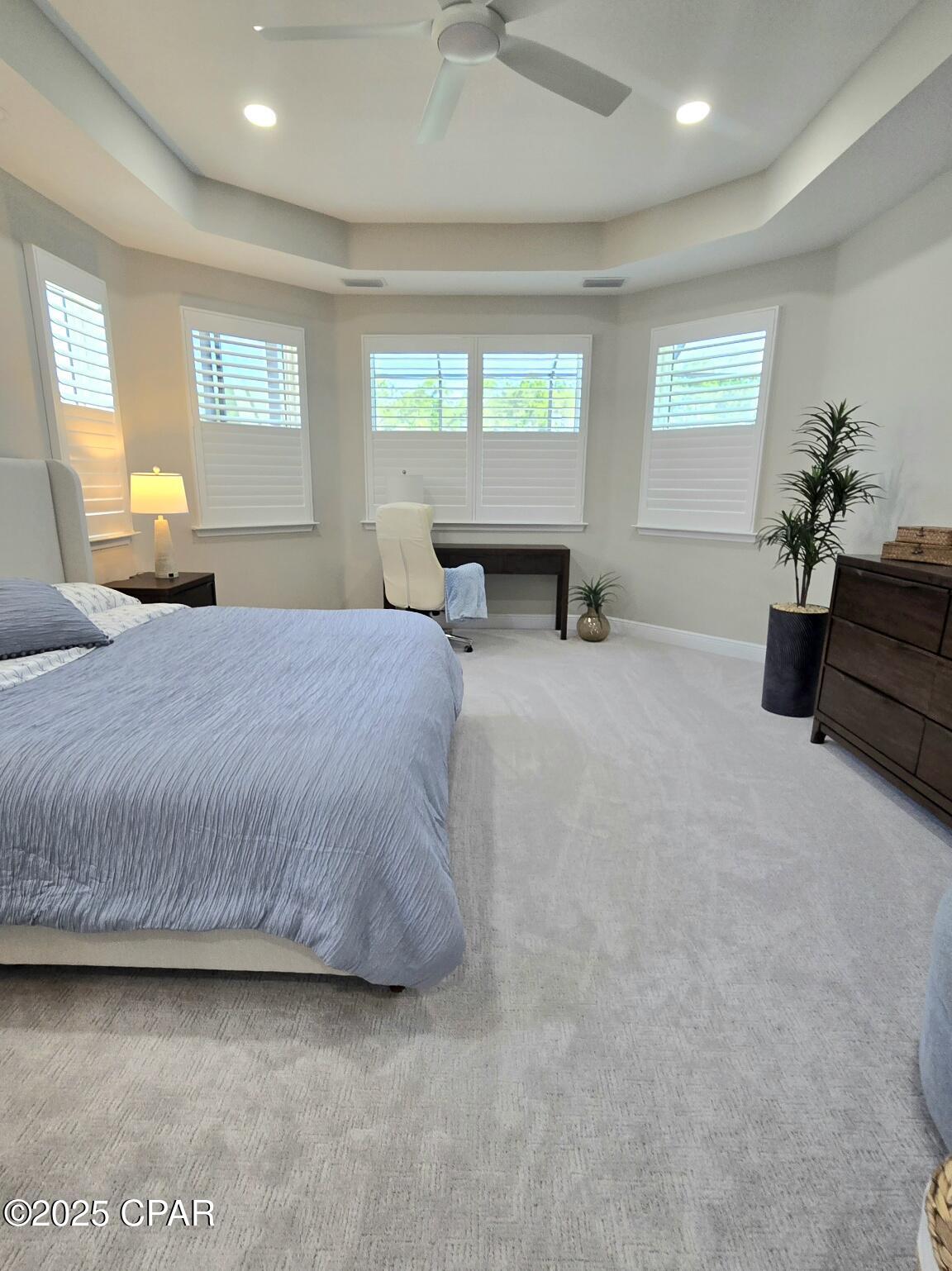 8832 Cool Water Way