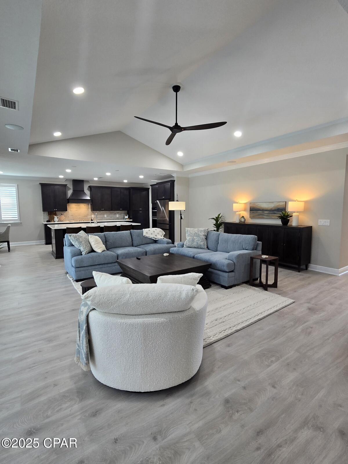 8832 Cool Water Way