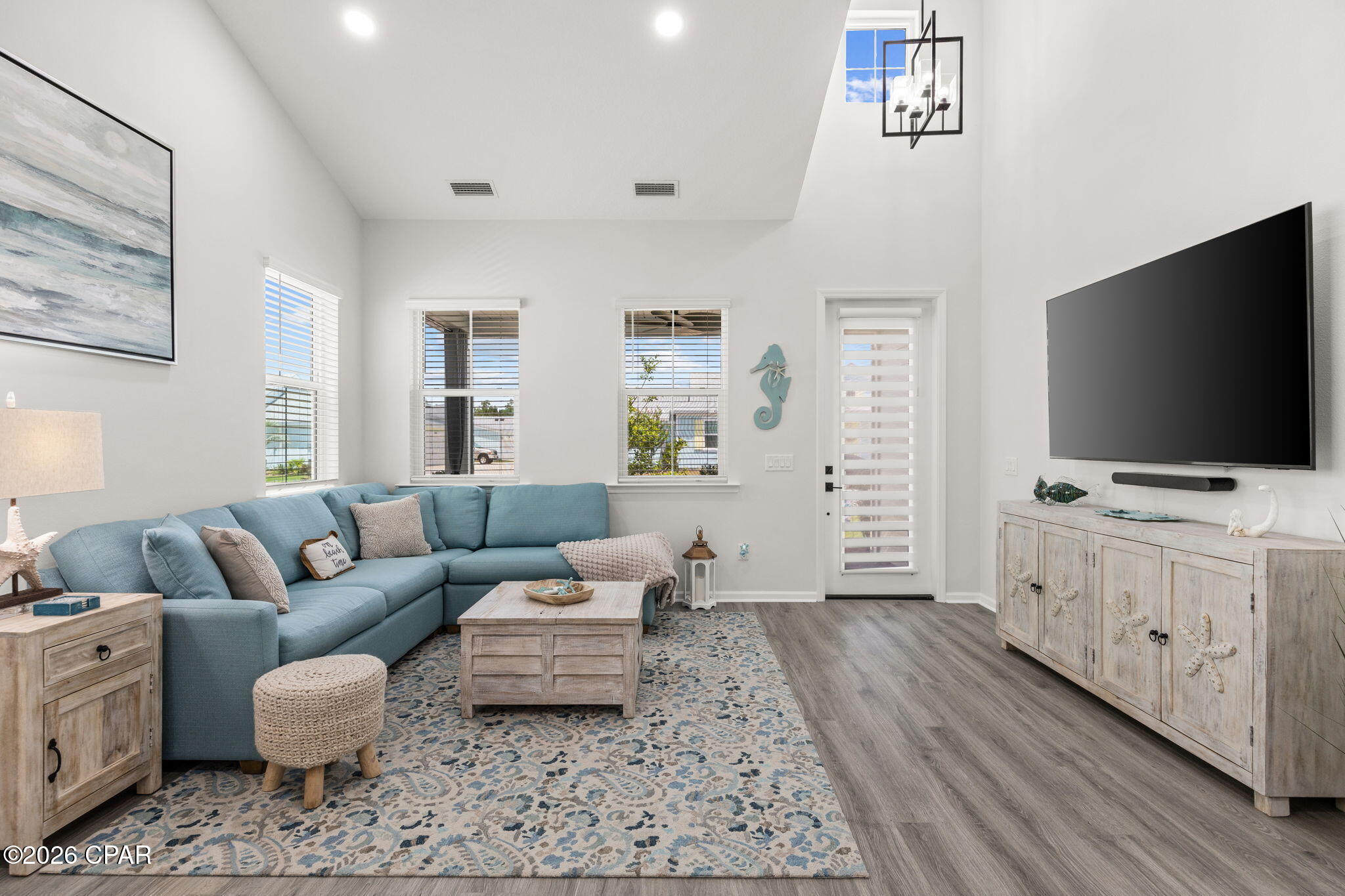 8943 Parrot Place