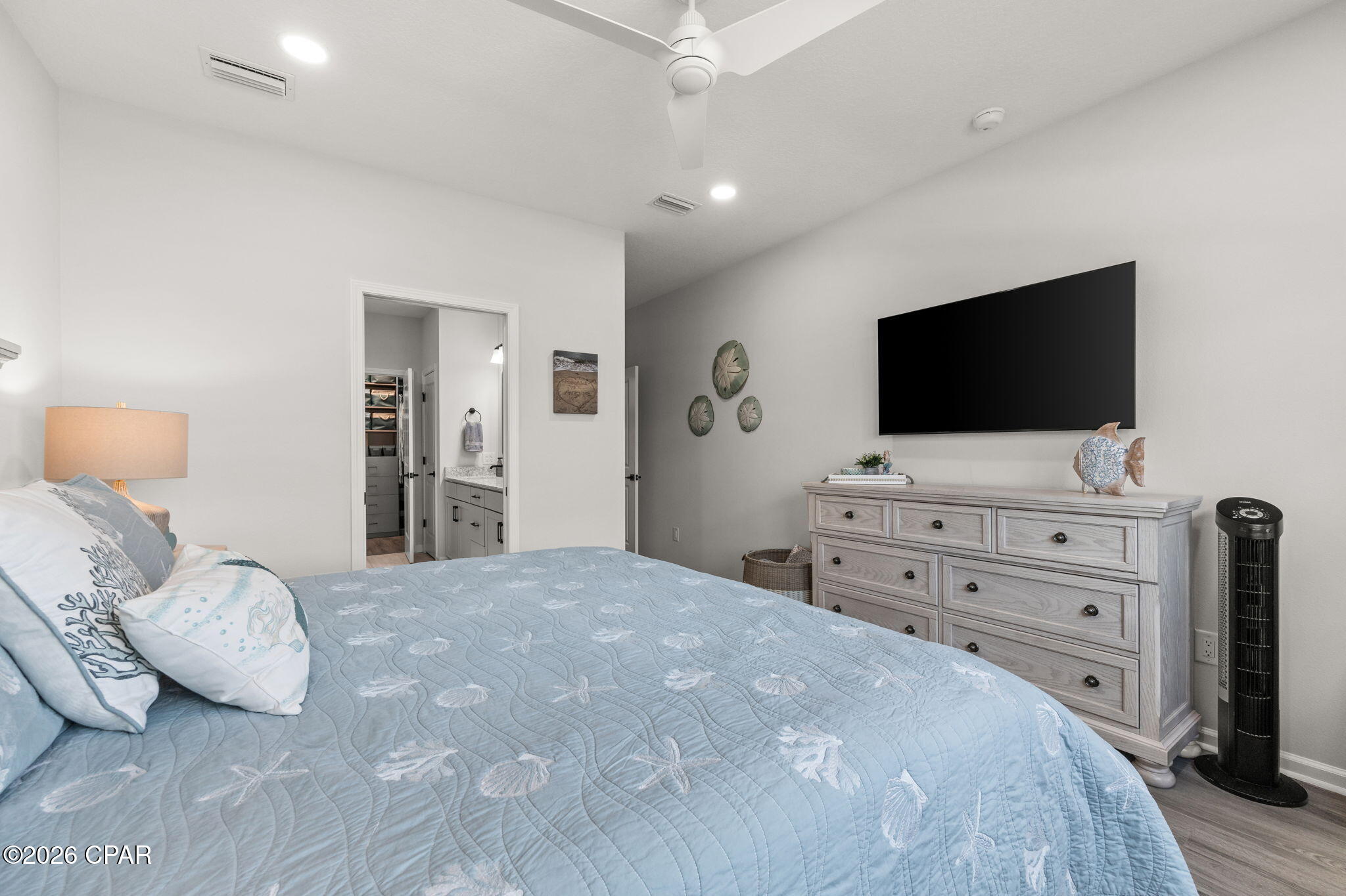 8943 Parrot Place