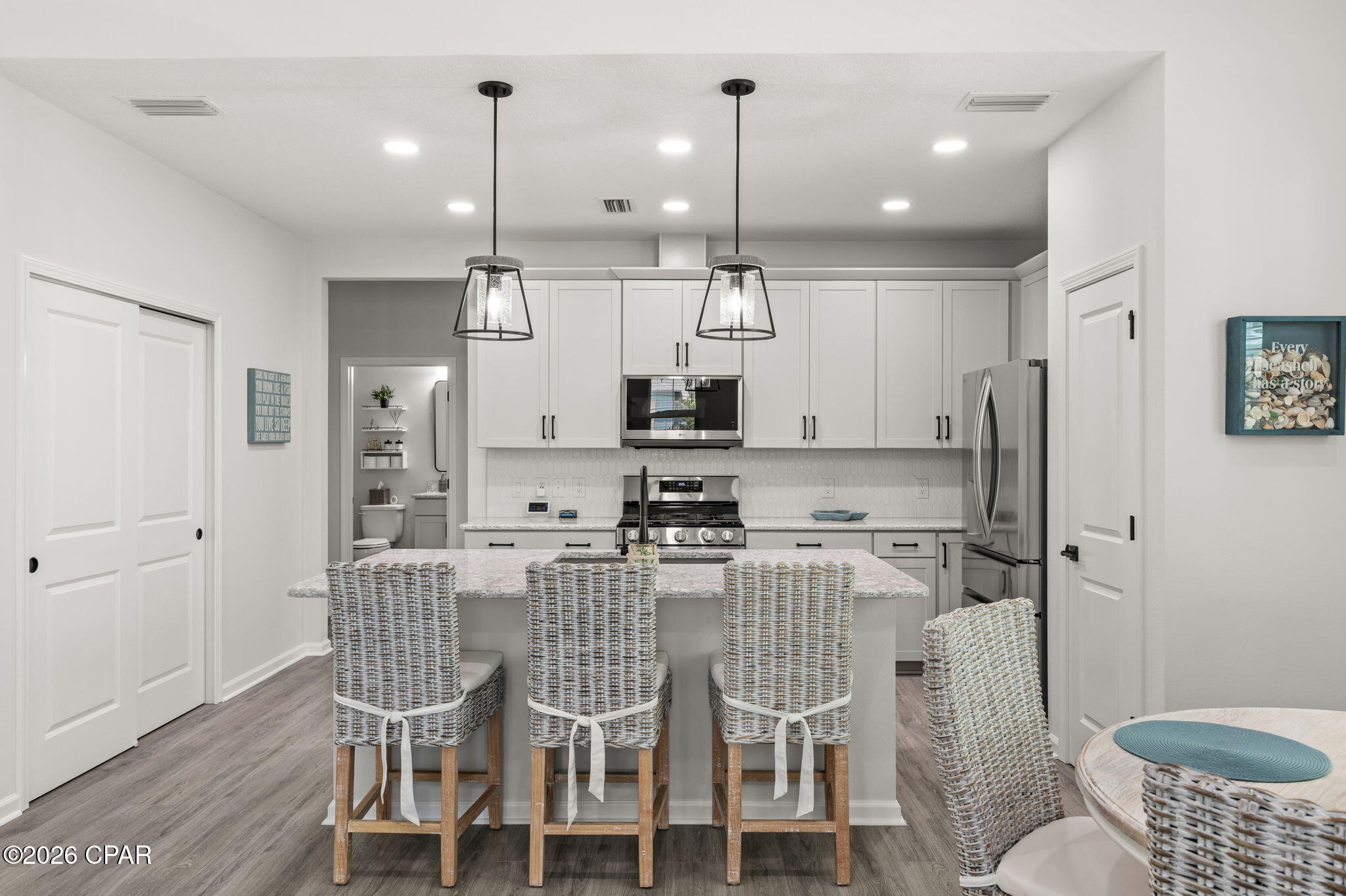 8943 Parrot Place