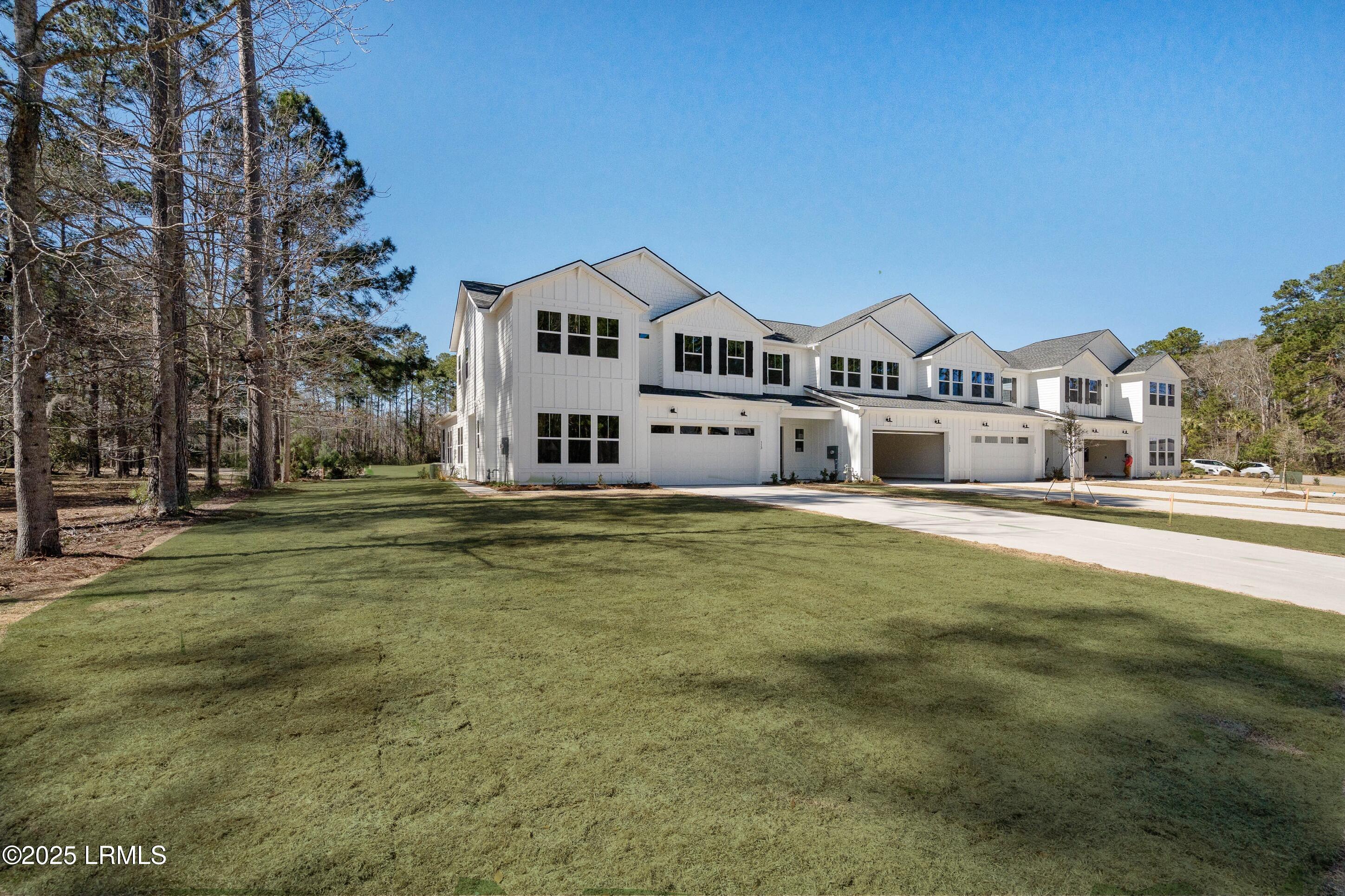113 Oleander Way