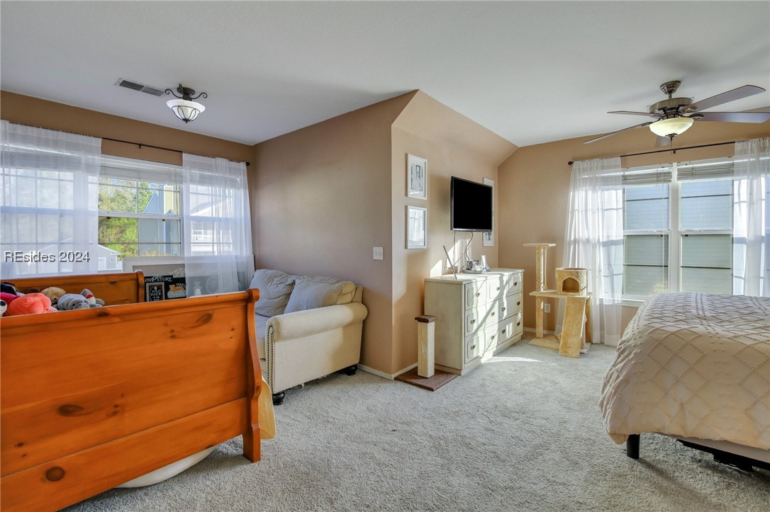 193 University Parkway