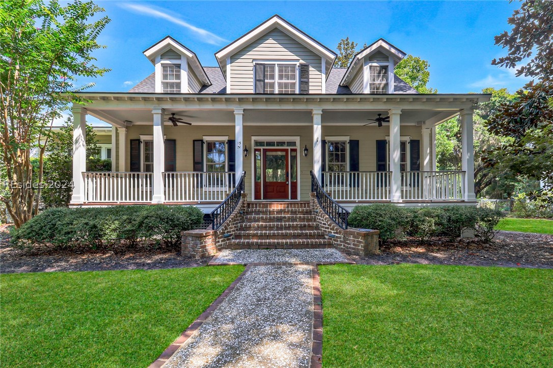 15 Long Pond Drive N