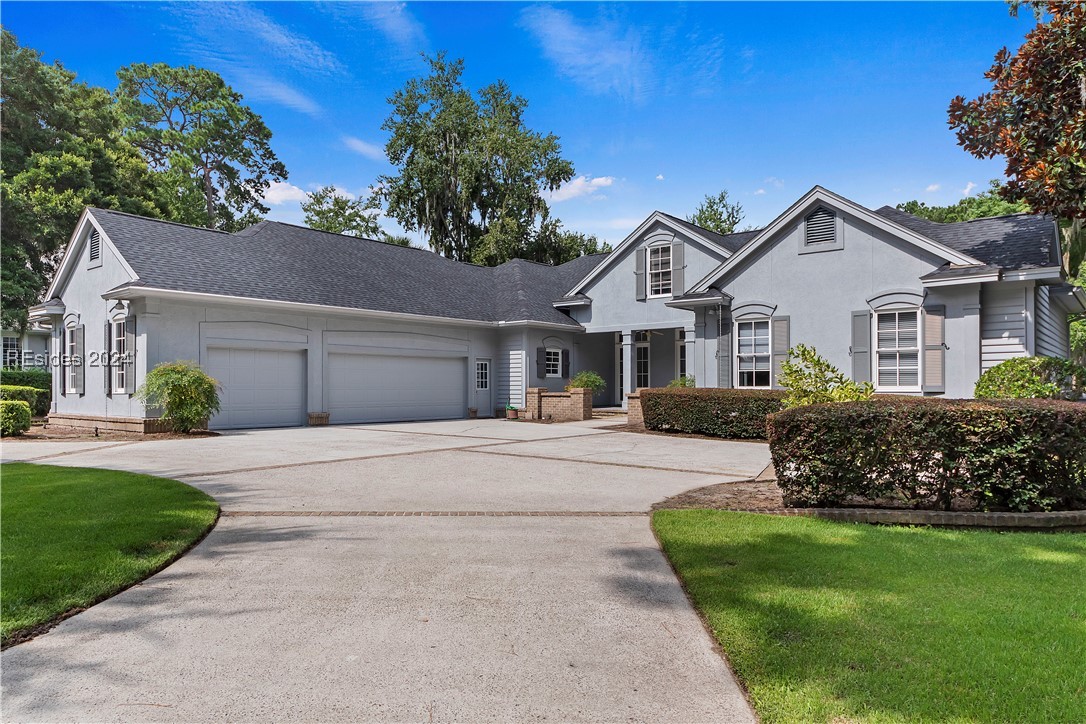 28 Lexington Drive