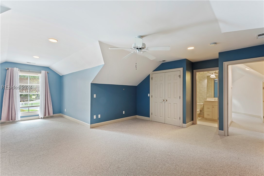 28 Lexington Drive