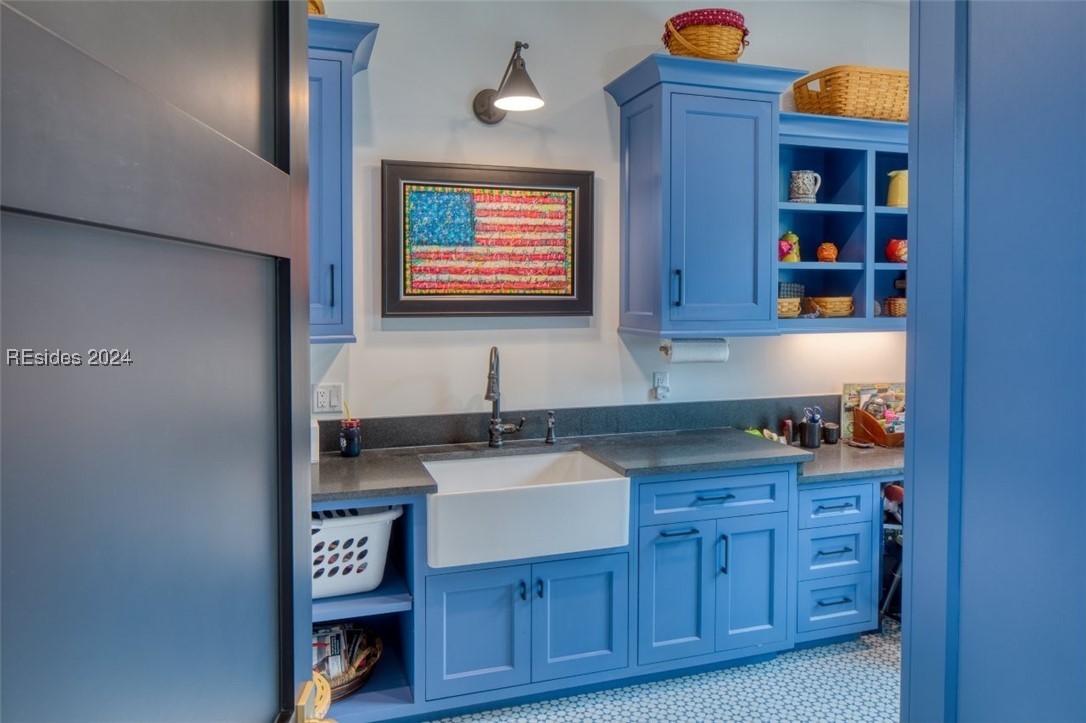 59 Hunting Lodge Road