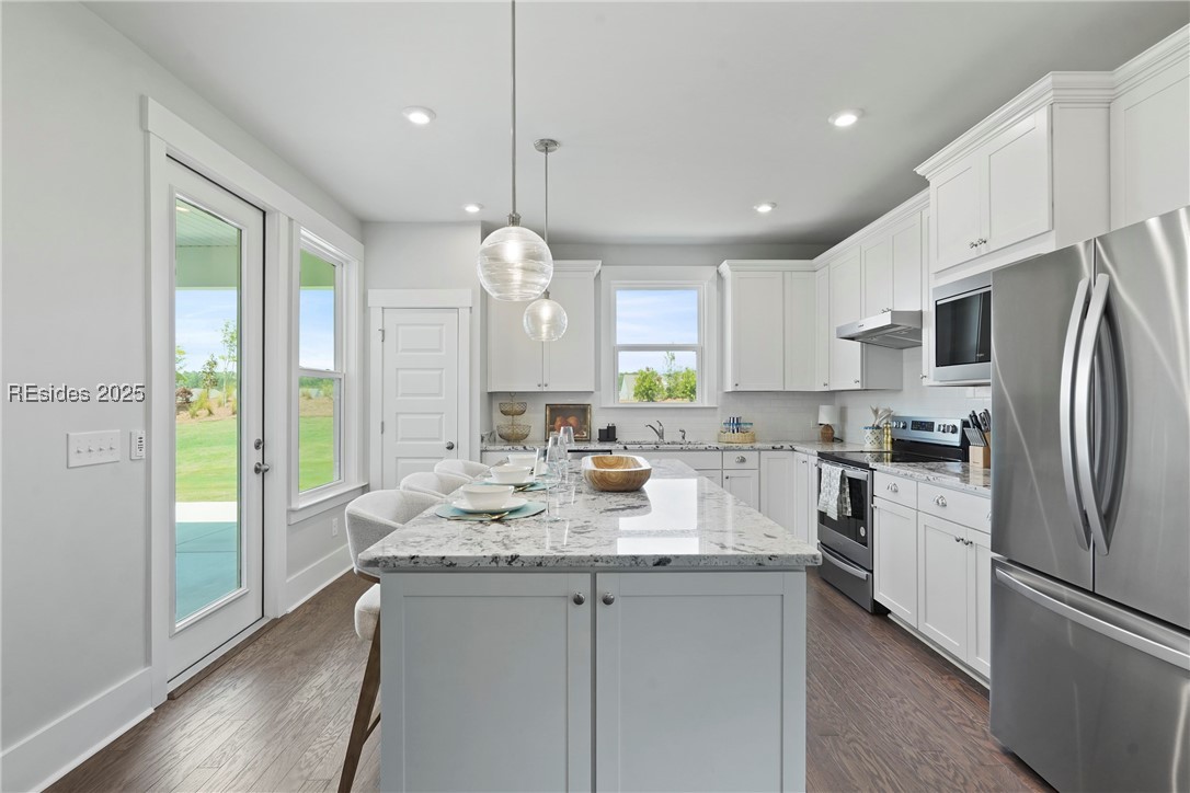 264 Aurora Way