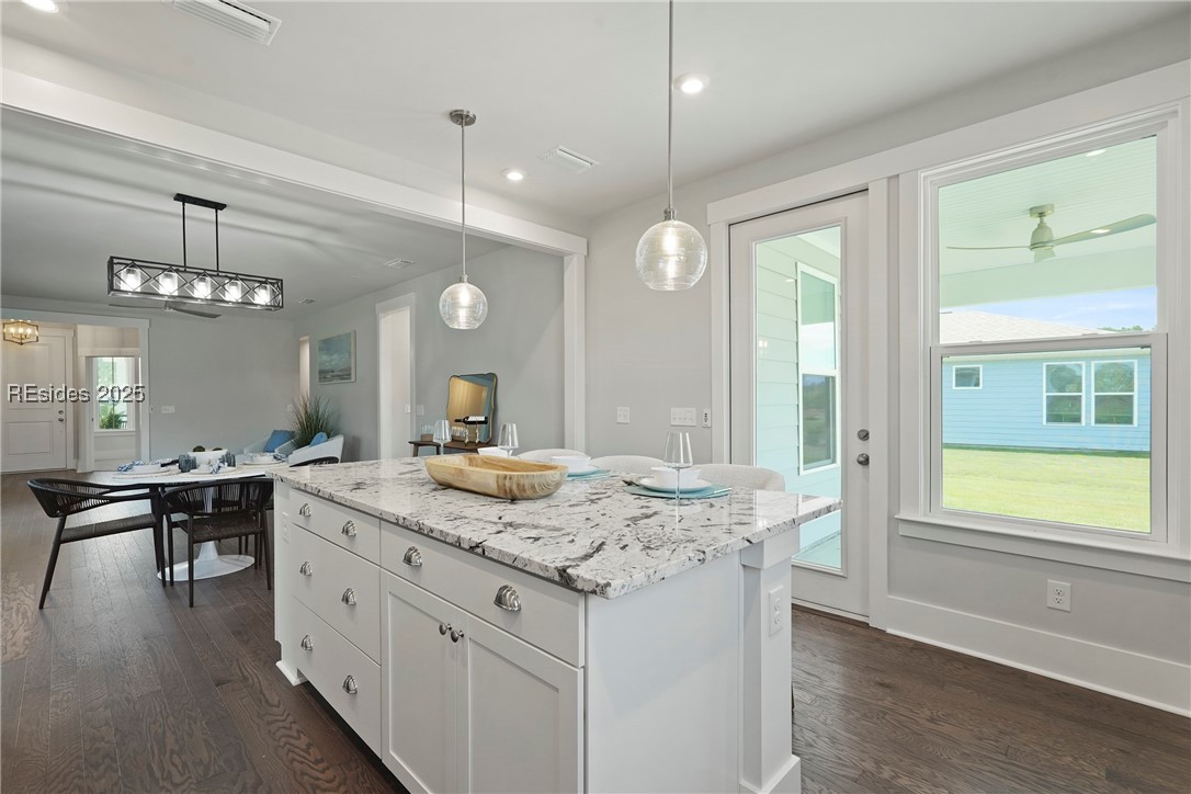 264 Aurora Way