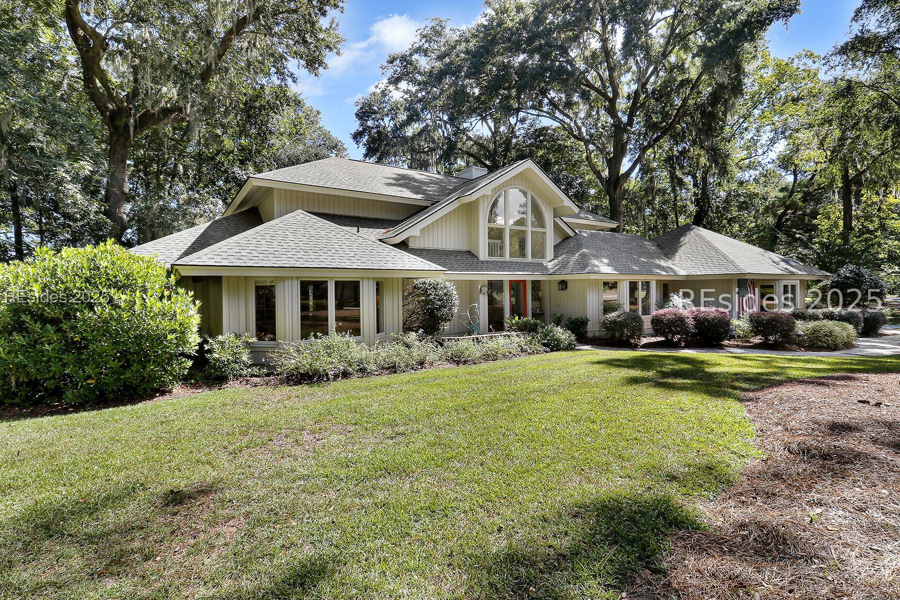 127 Victoria Drive