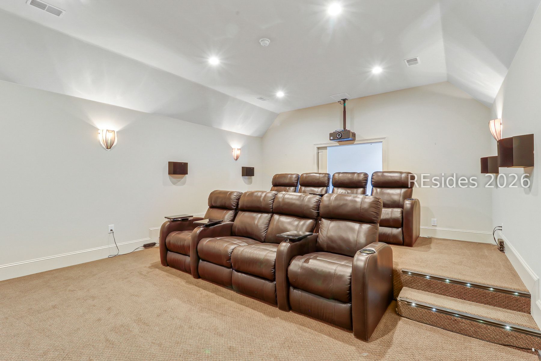 39 Seabrook Landing Drive