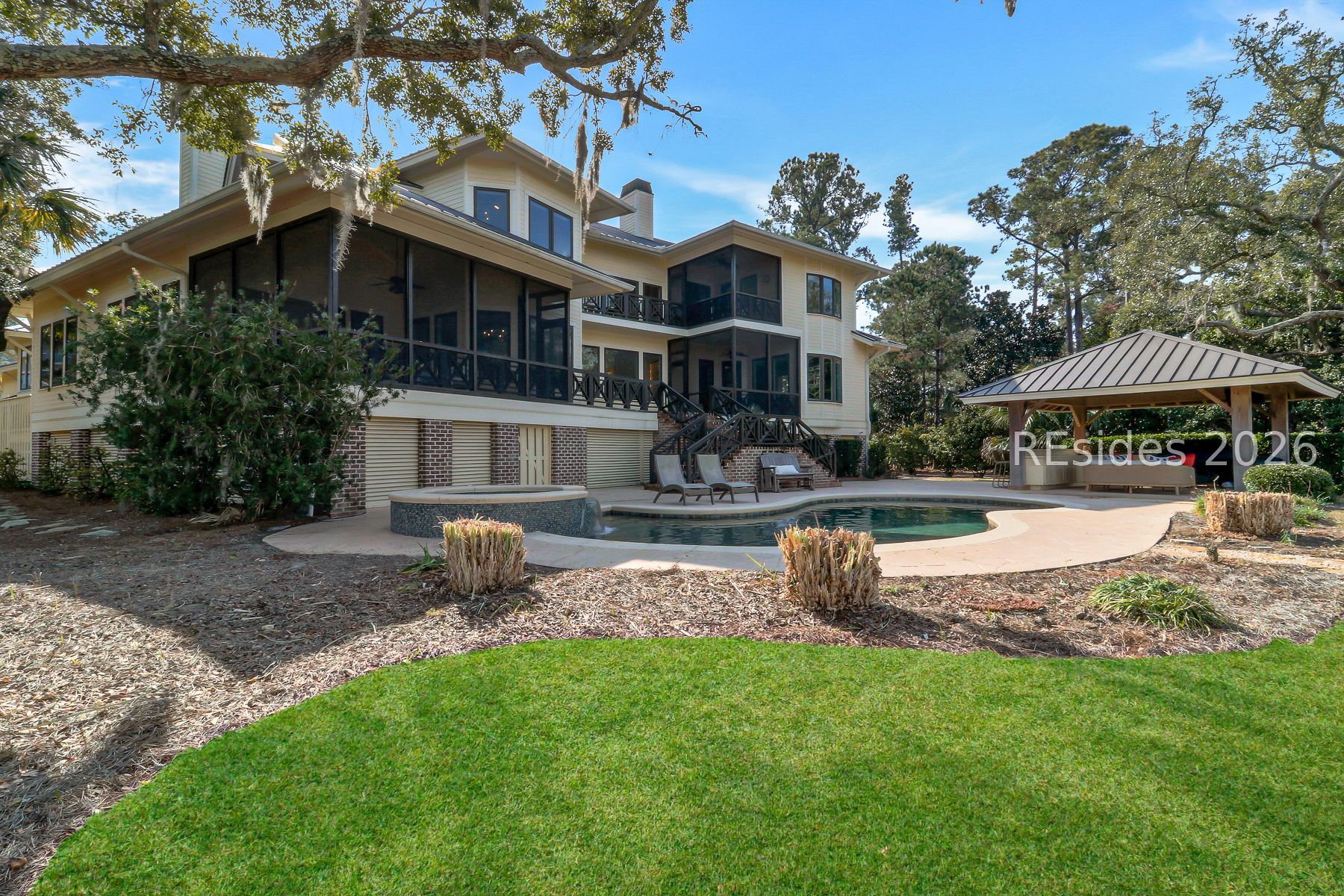 39 Seabrook Landing Drive