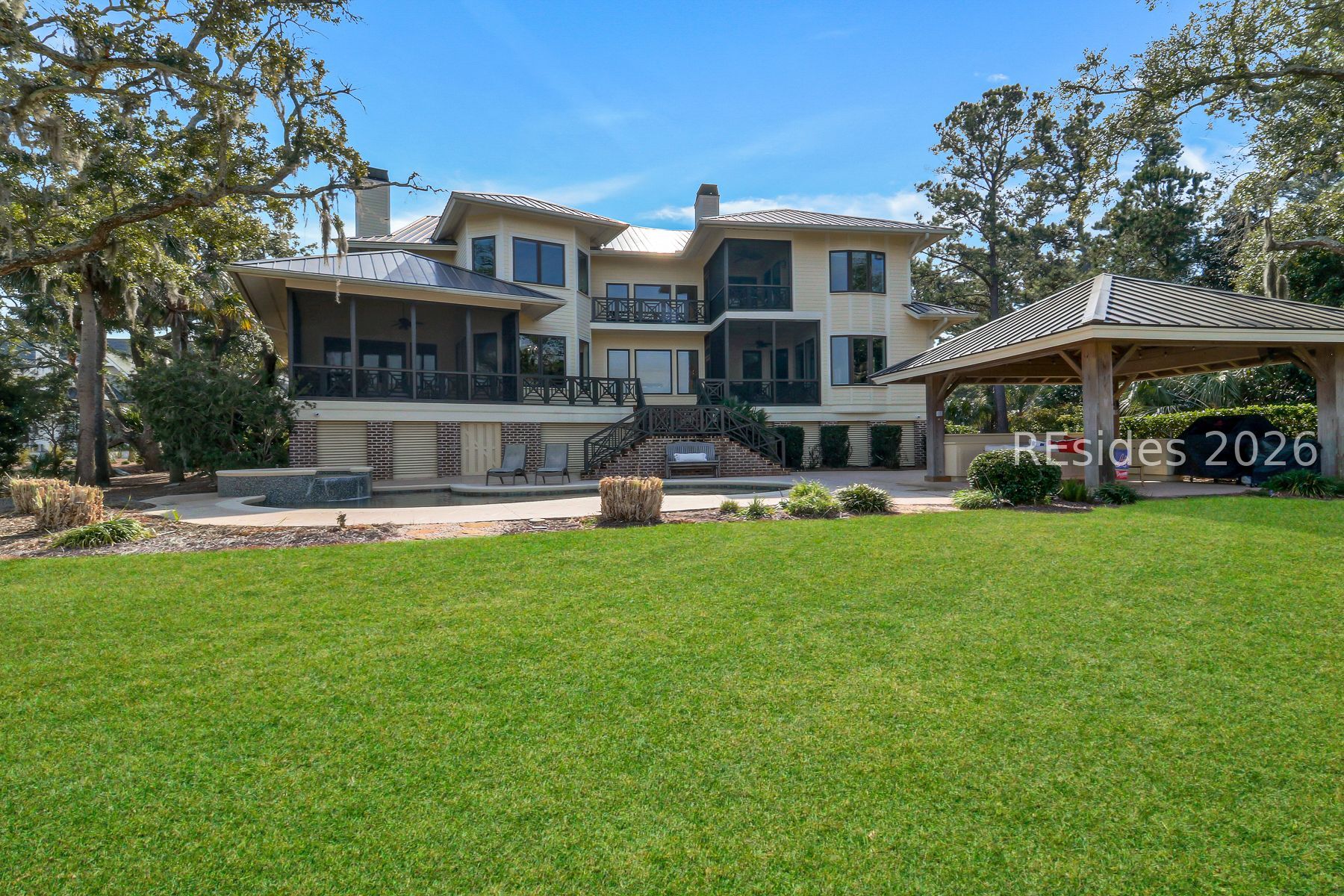 39 Seabrook Landing Drive