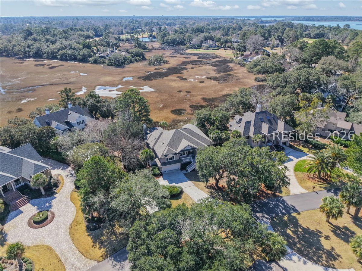 6 Sams Point Lane