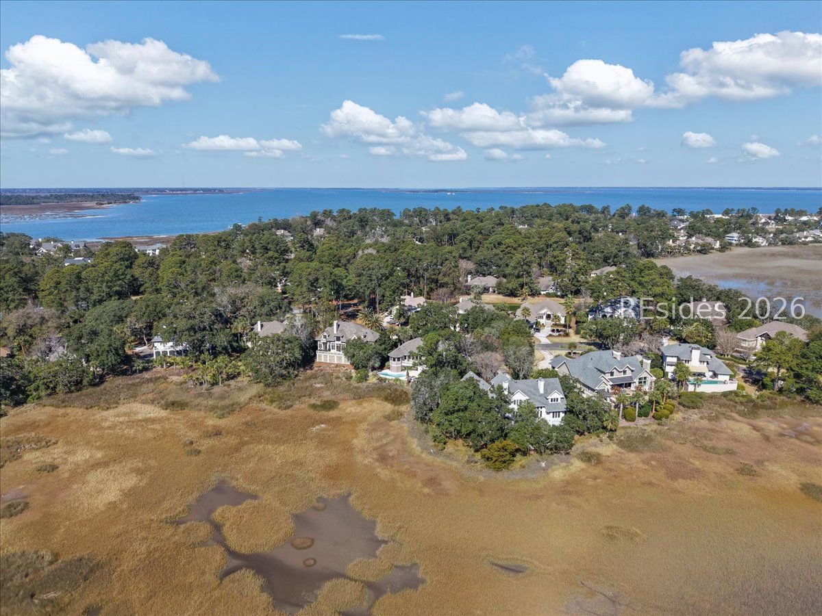 6 Sams Point Lane