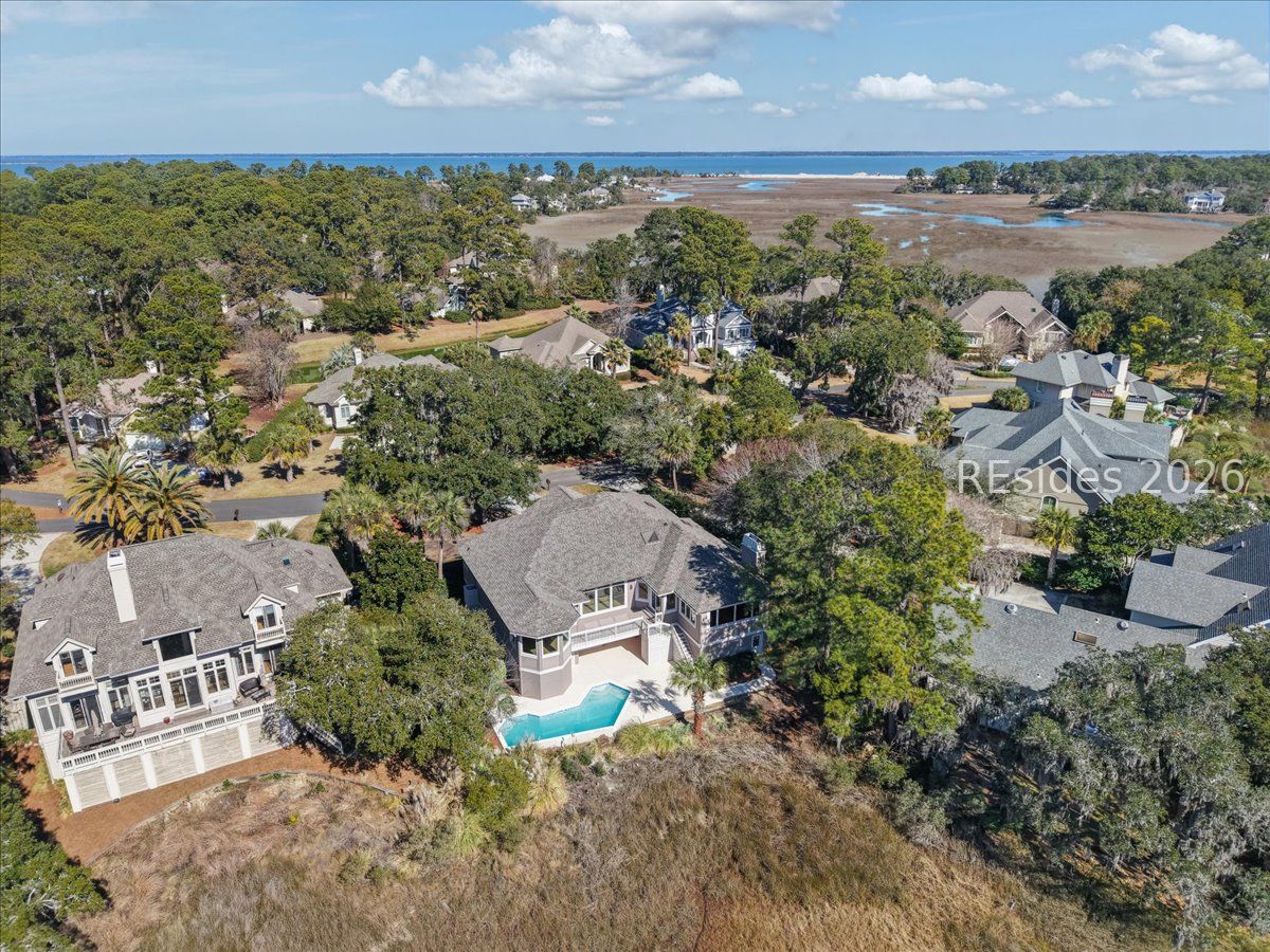 6 Sams Point Lane