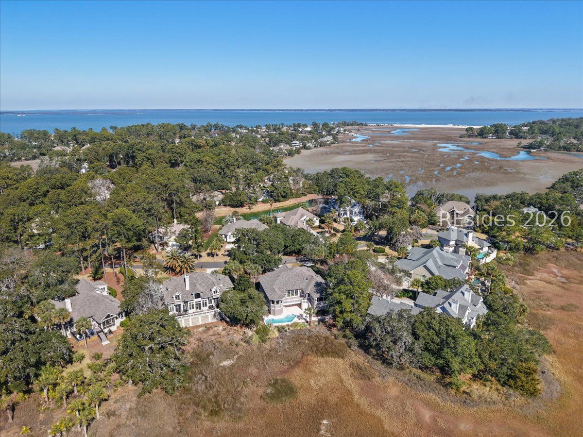 6 Sams Point Lane
