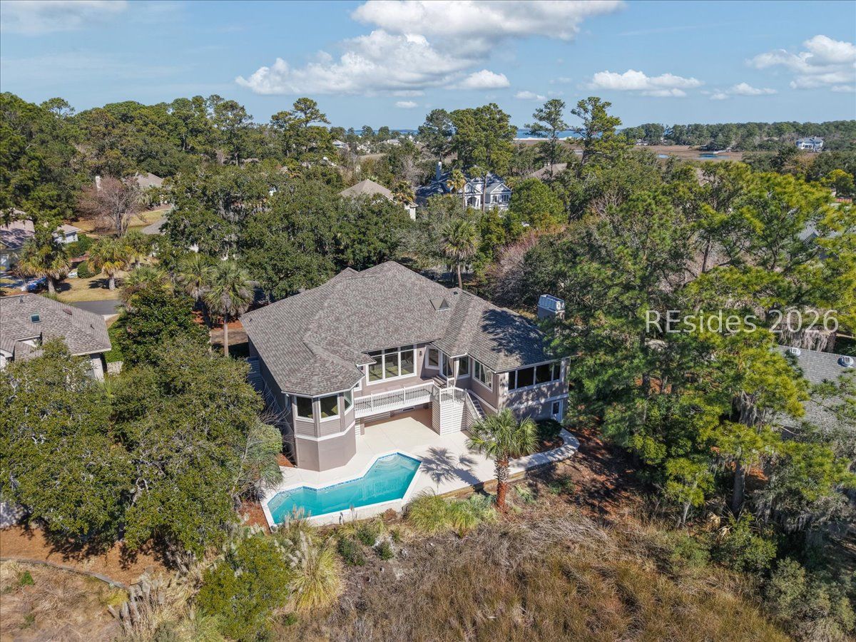 6 Sams Point Lane