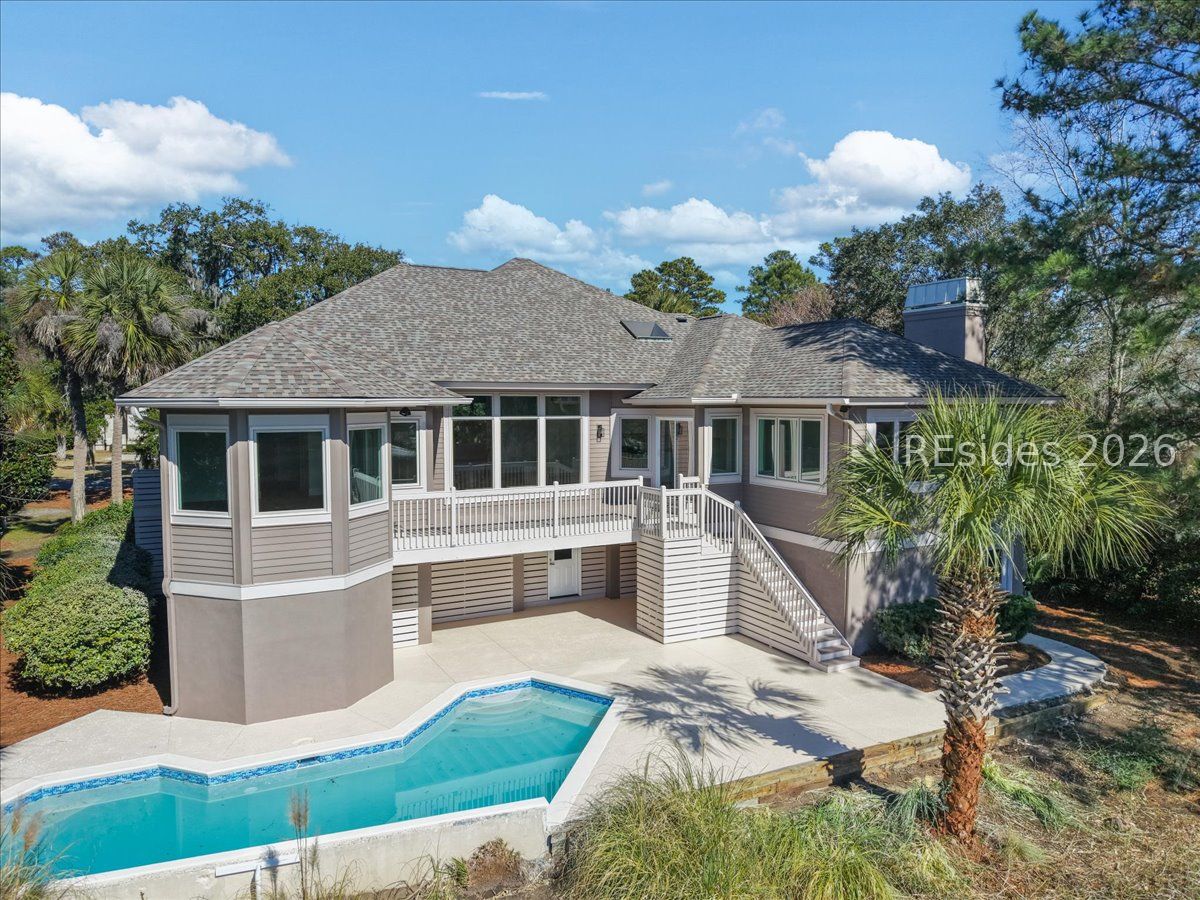 6 Sams Point Lane