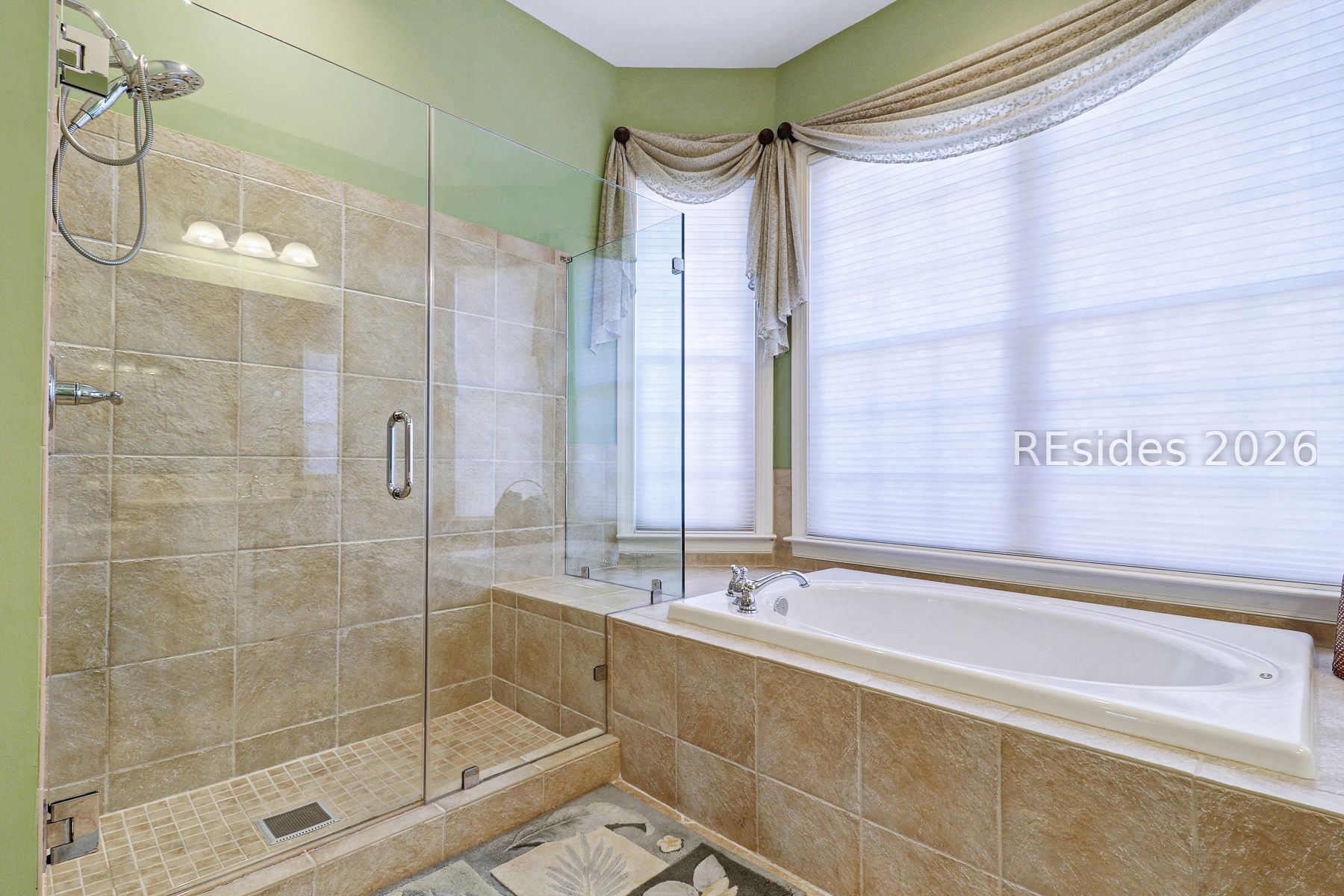 102 Hampton Hall Boulevard