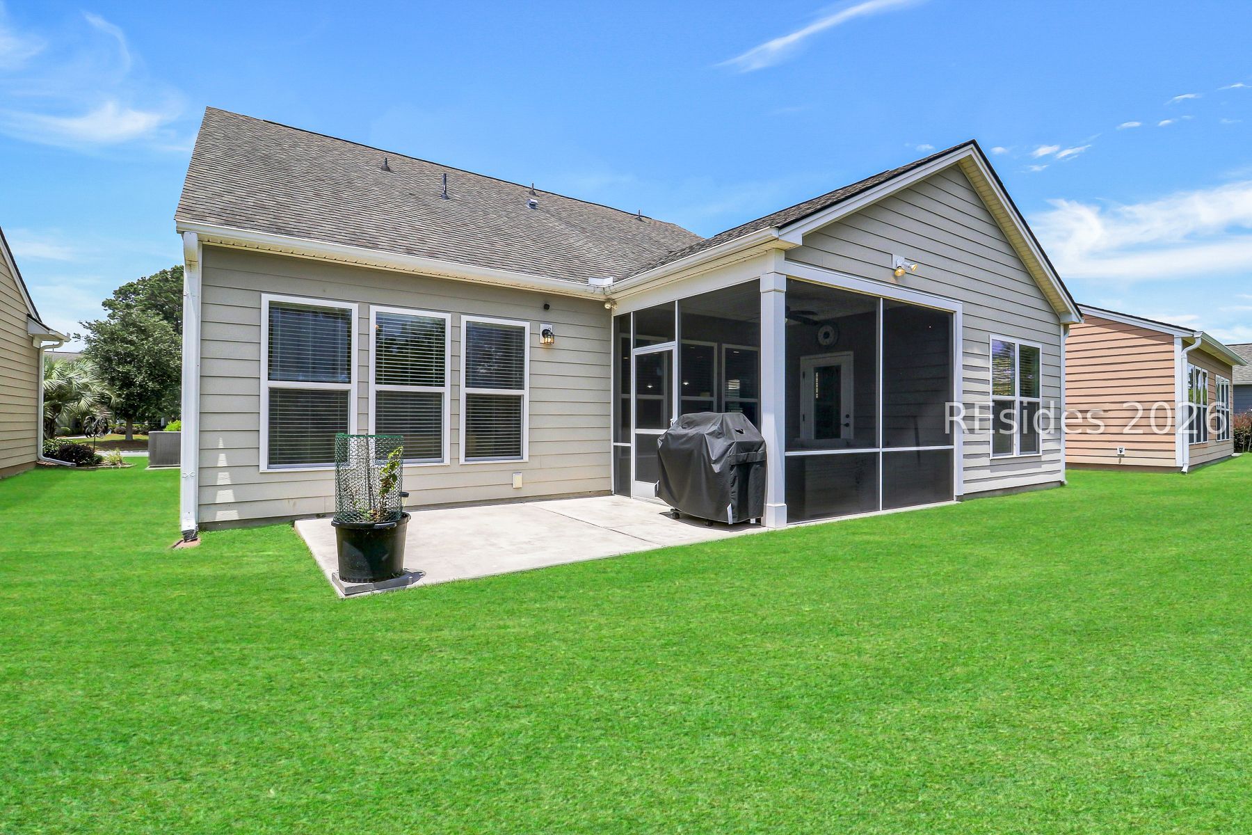 794 Promenade Lane