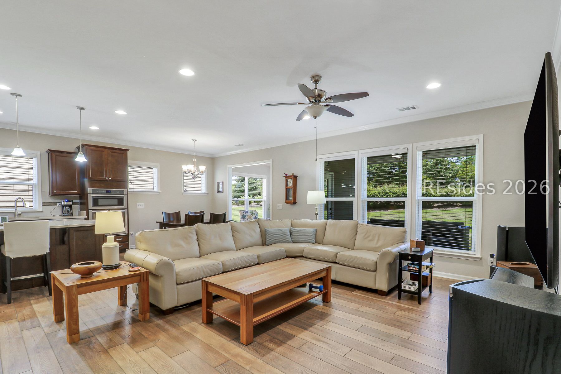 794 Promenade Lane