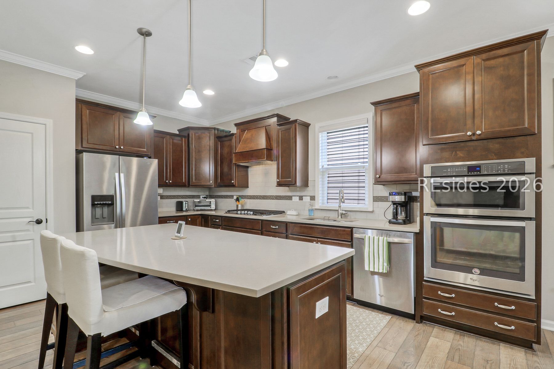 794 Promenade Lane