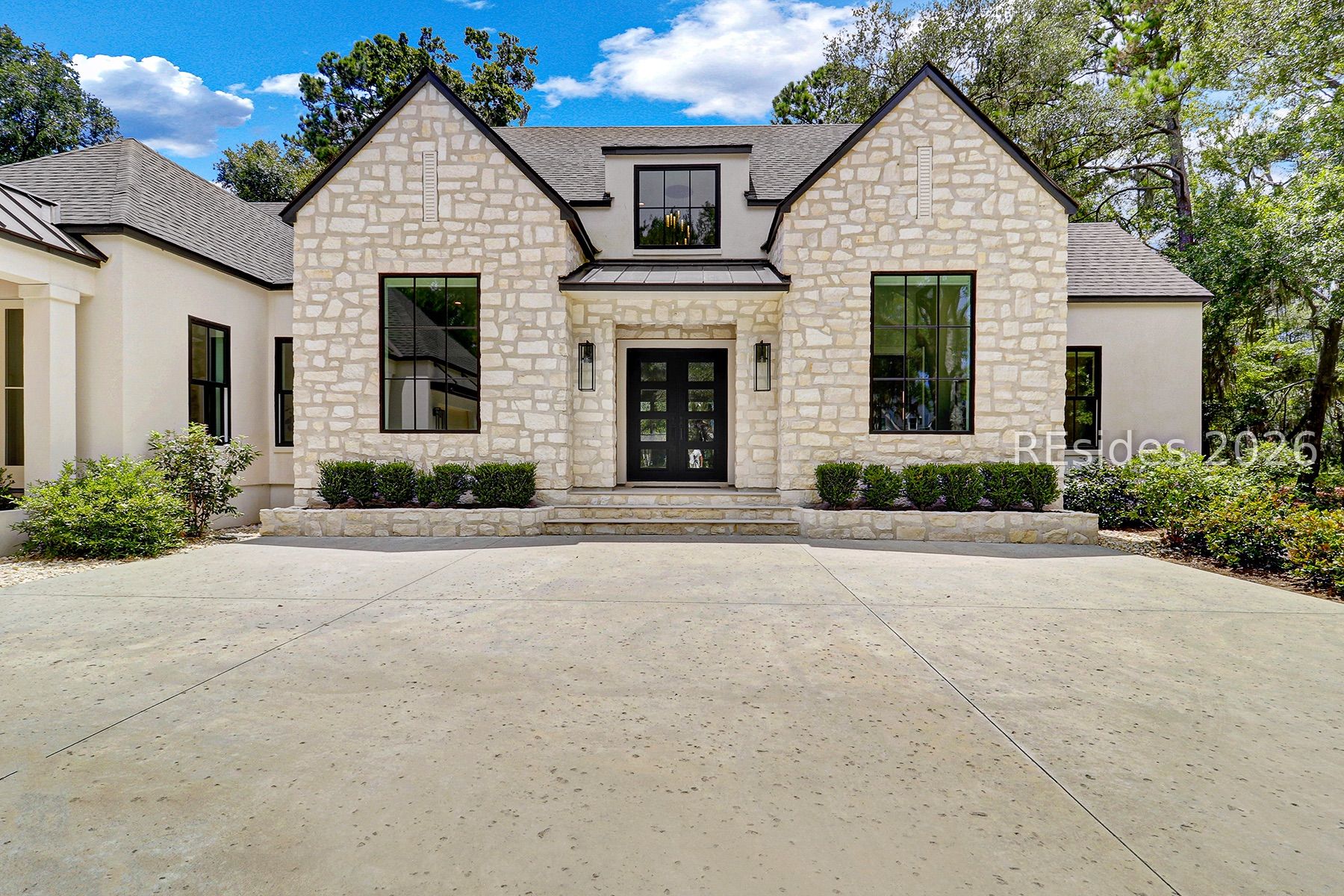 12 Double Eagle Drive