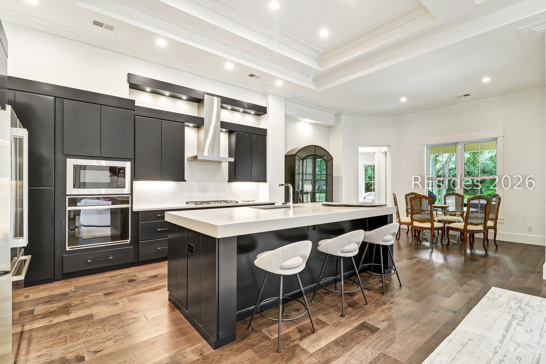 12 Double Eagle Drive