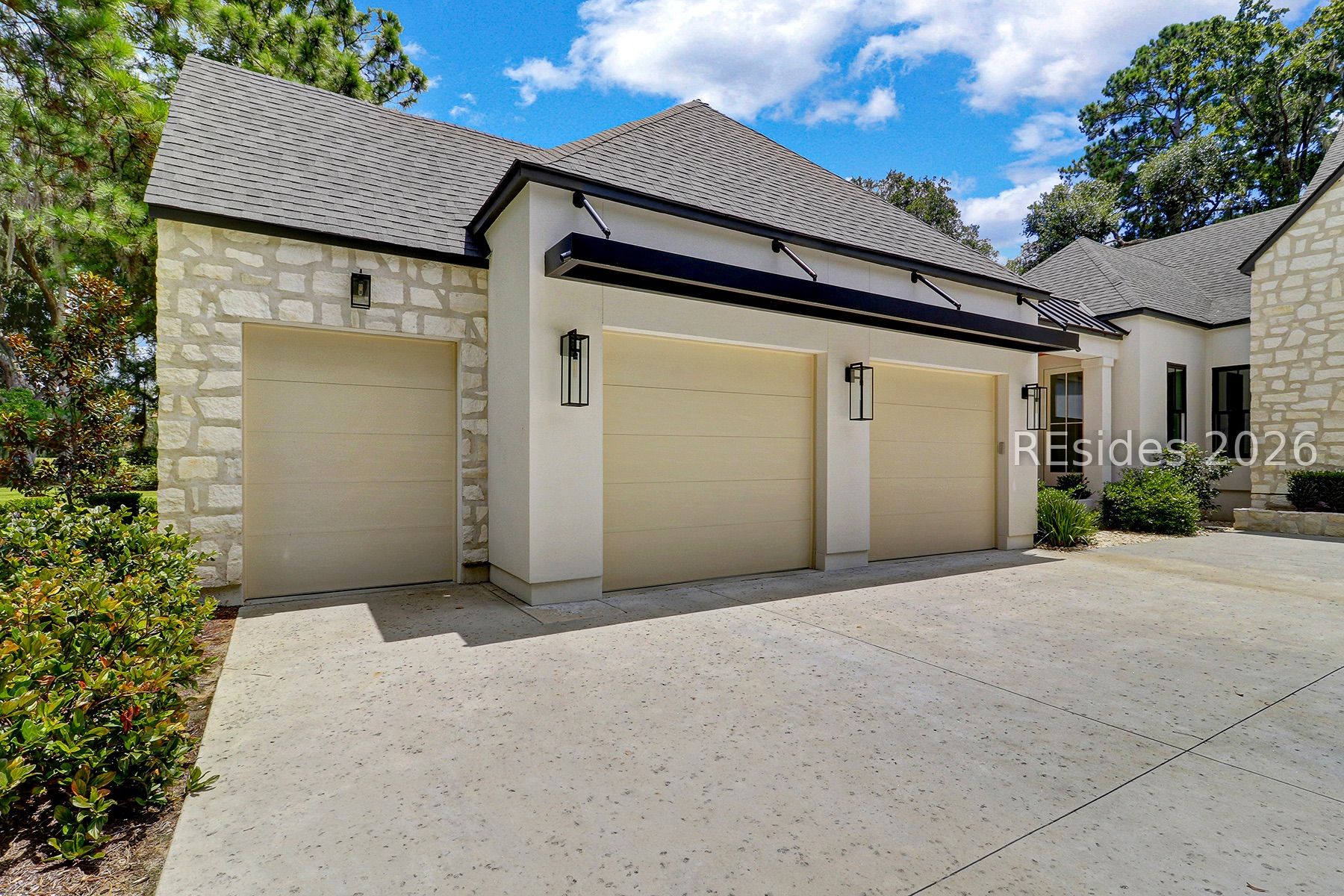 12 Double Eagle Drive