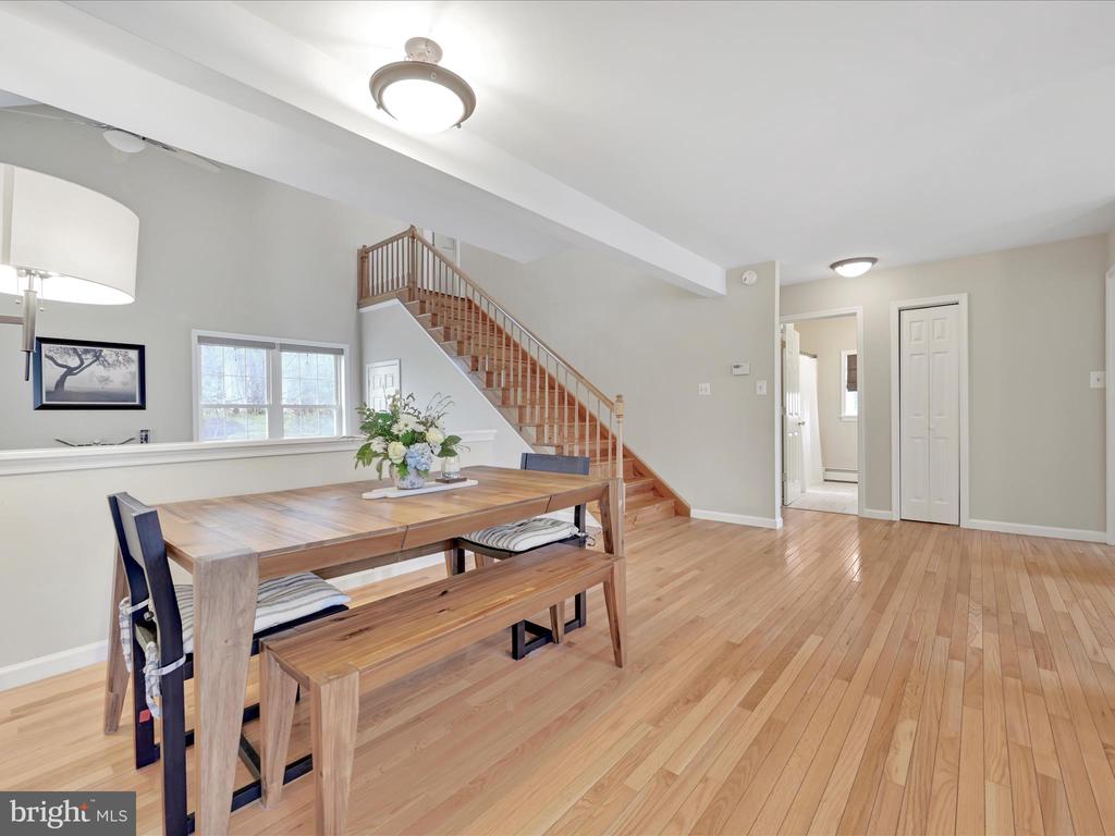 102 GLENDALE ROAD