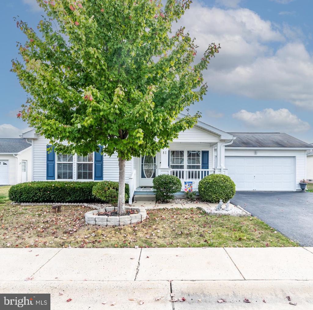 81 WESTIN ROAD