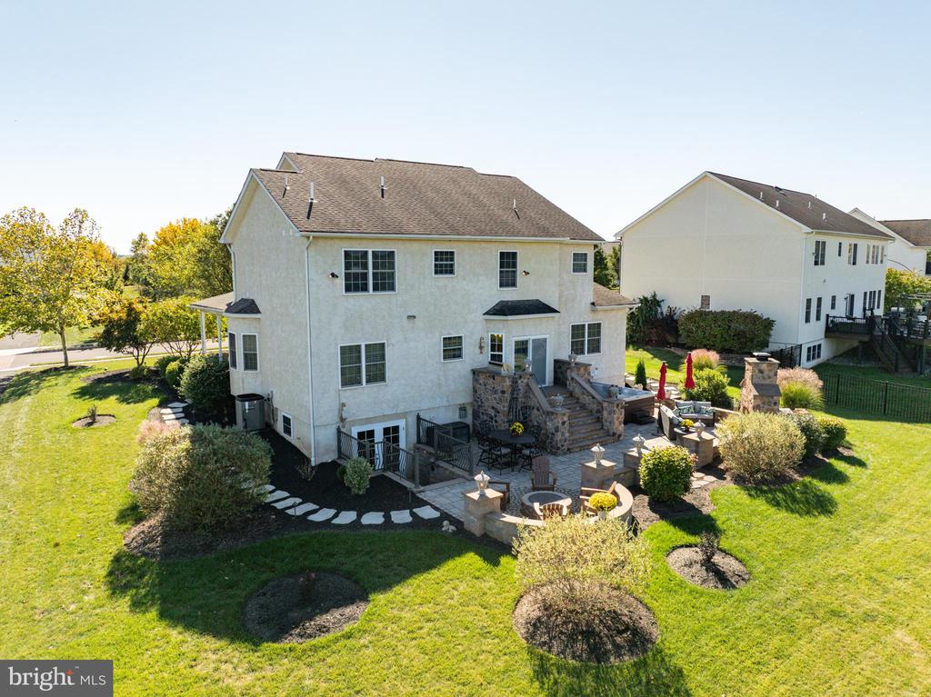 3963 GOSHEN DRIVE